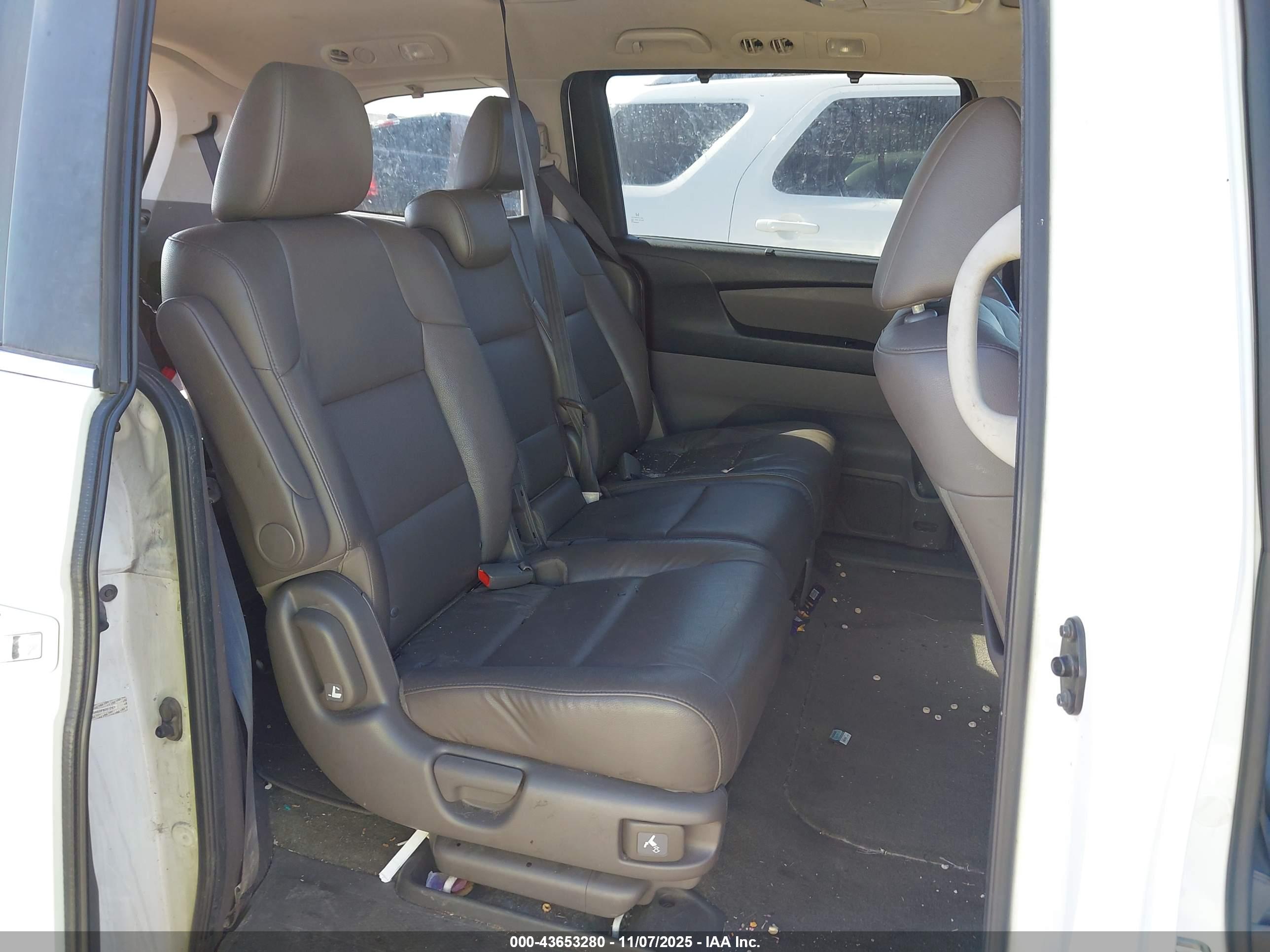 HONDA ODYSSEY image 8