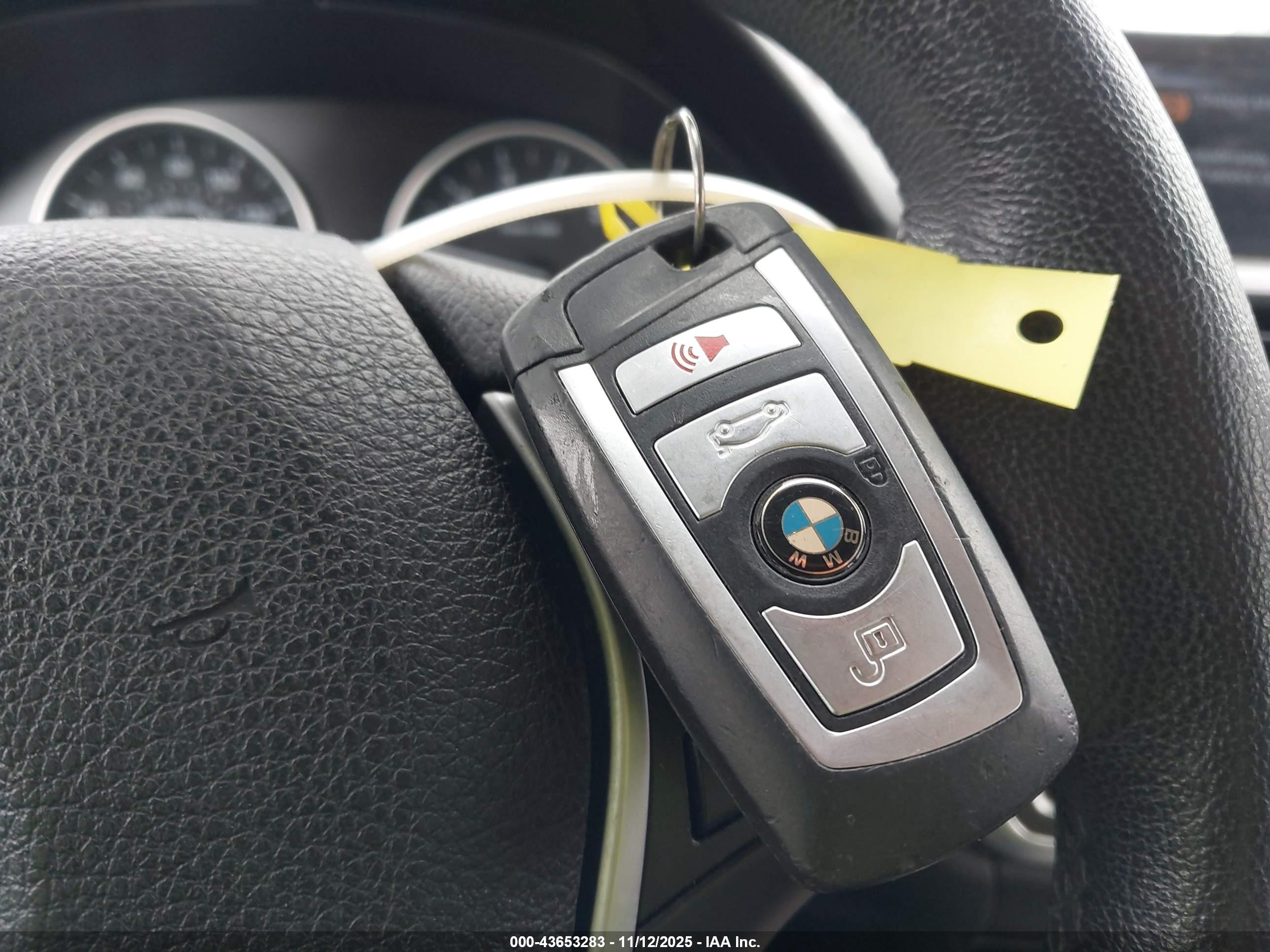 BMW 328I image 11