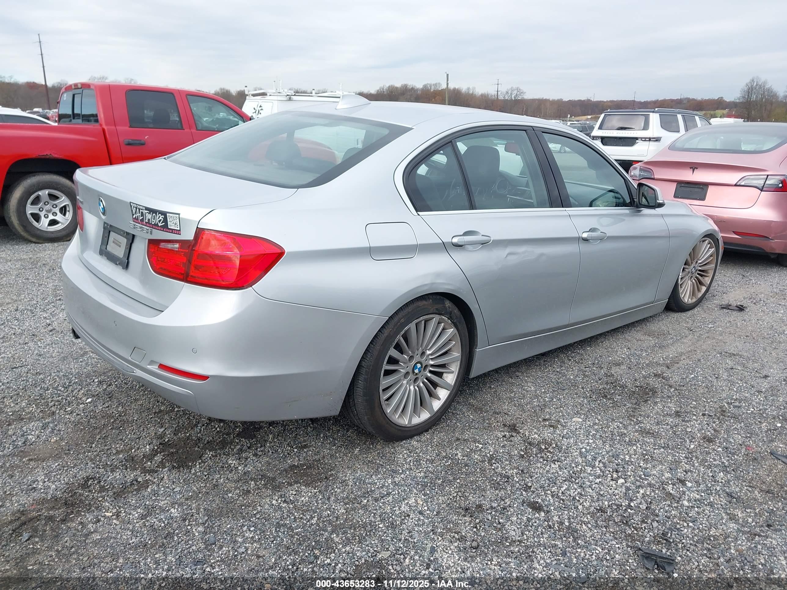 BMW 328I image 4