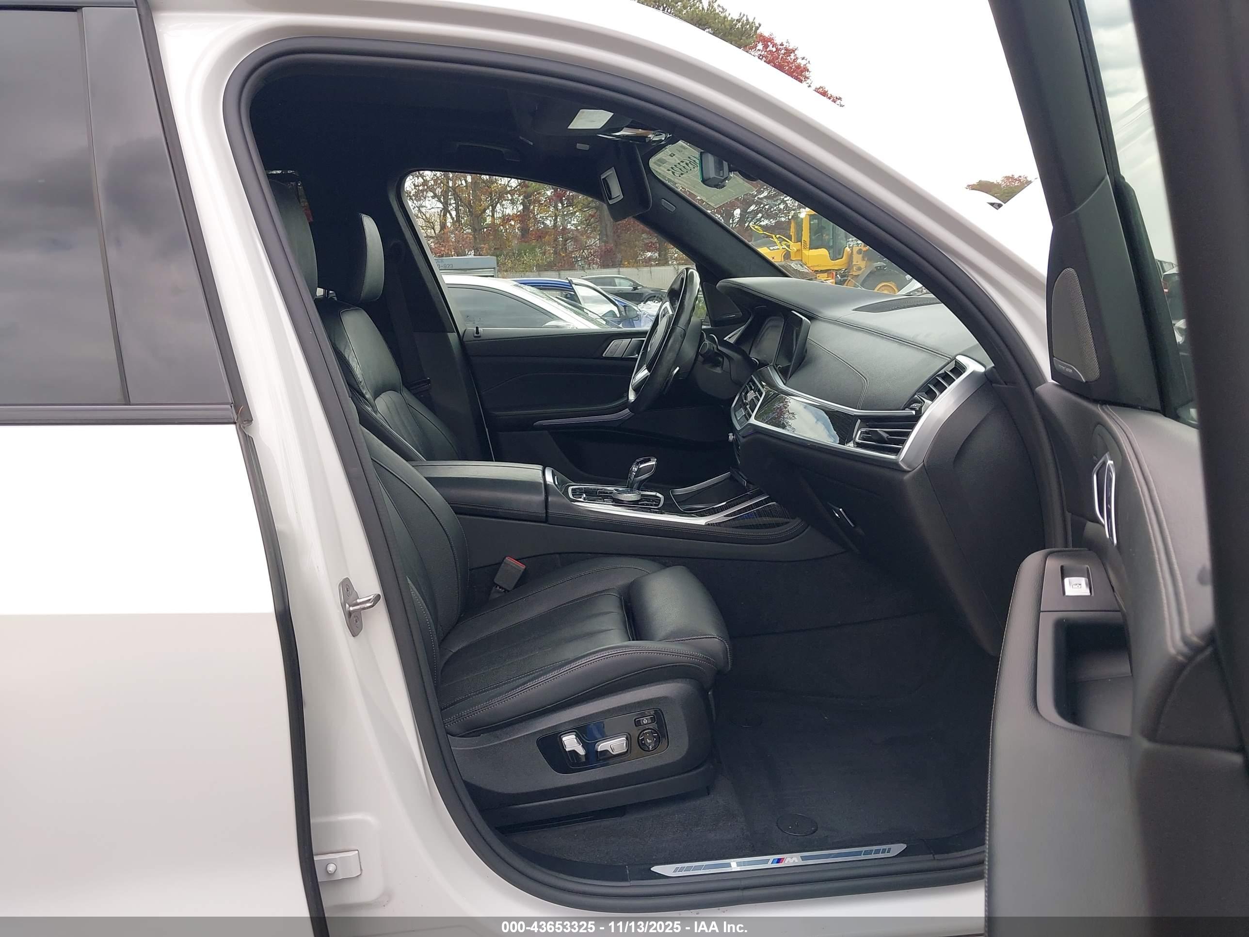 BMW X7 image 5