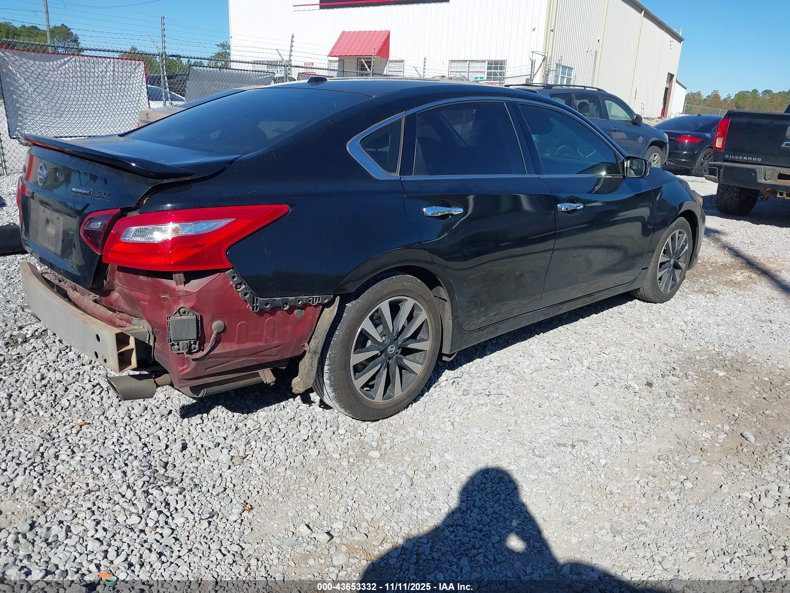NISSAN ALTIMA image 4