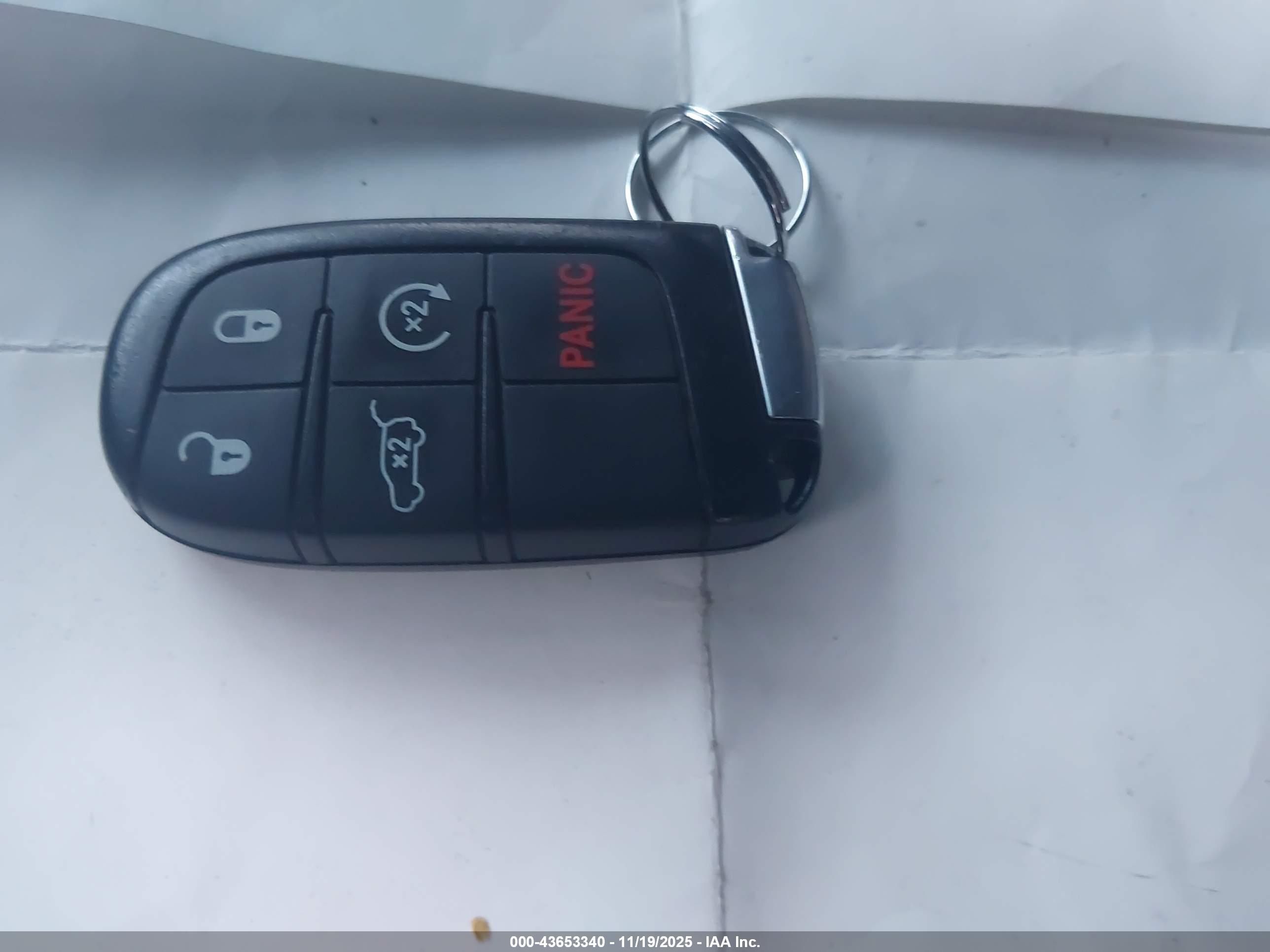 JEEP GRAND image 11