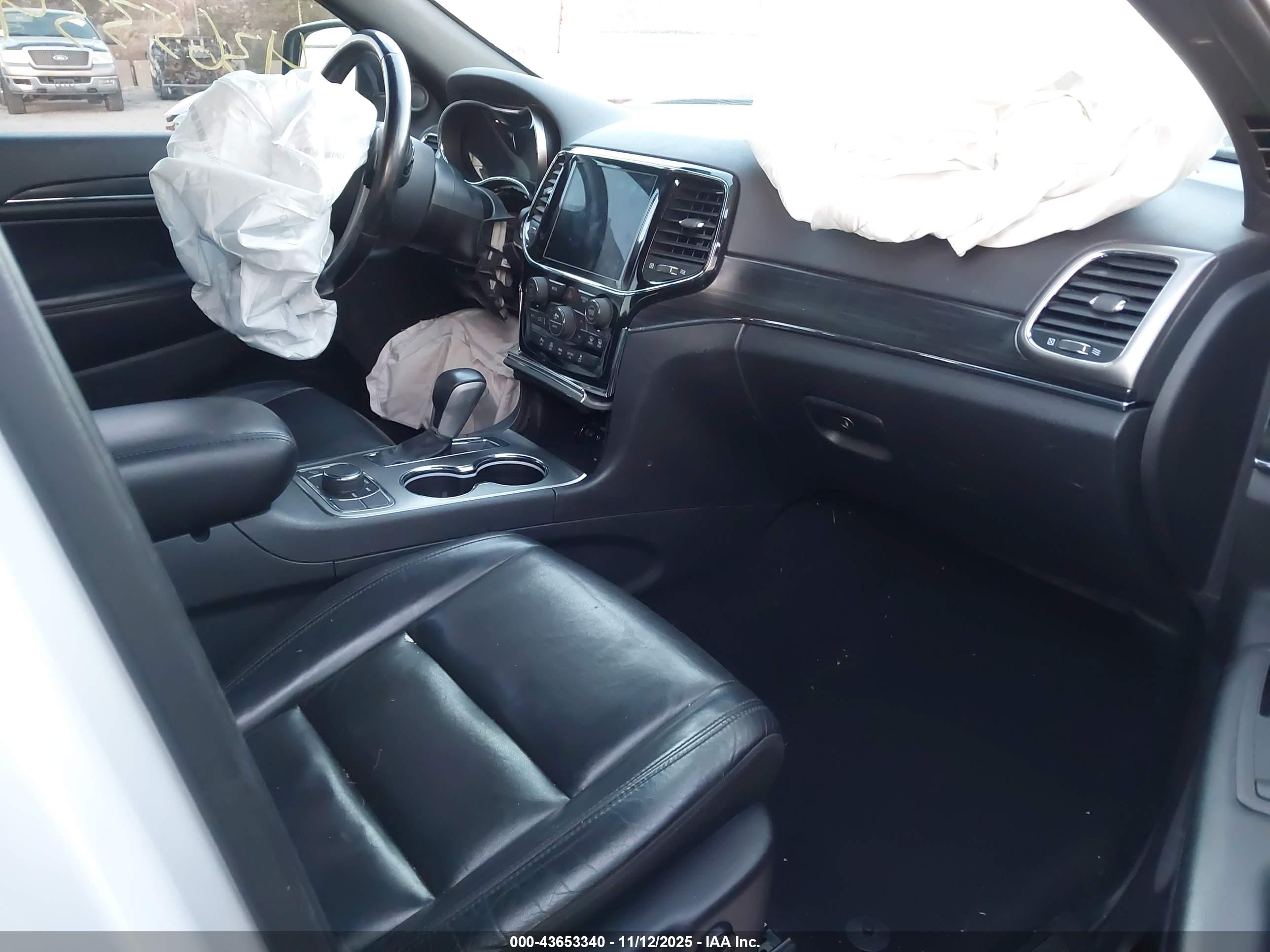 JEEP GRAND image 5