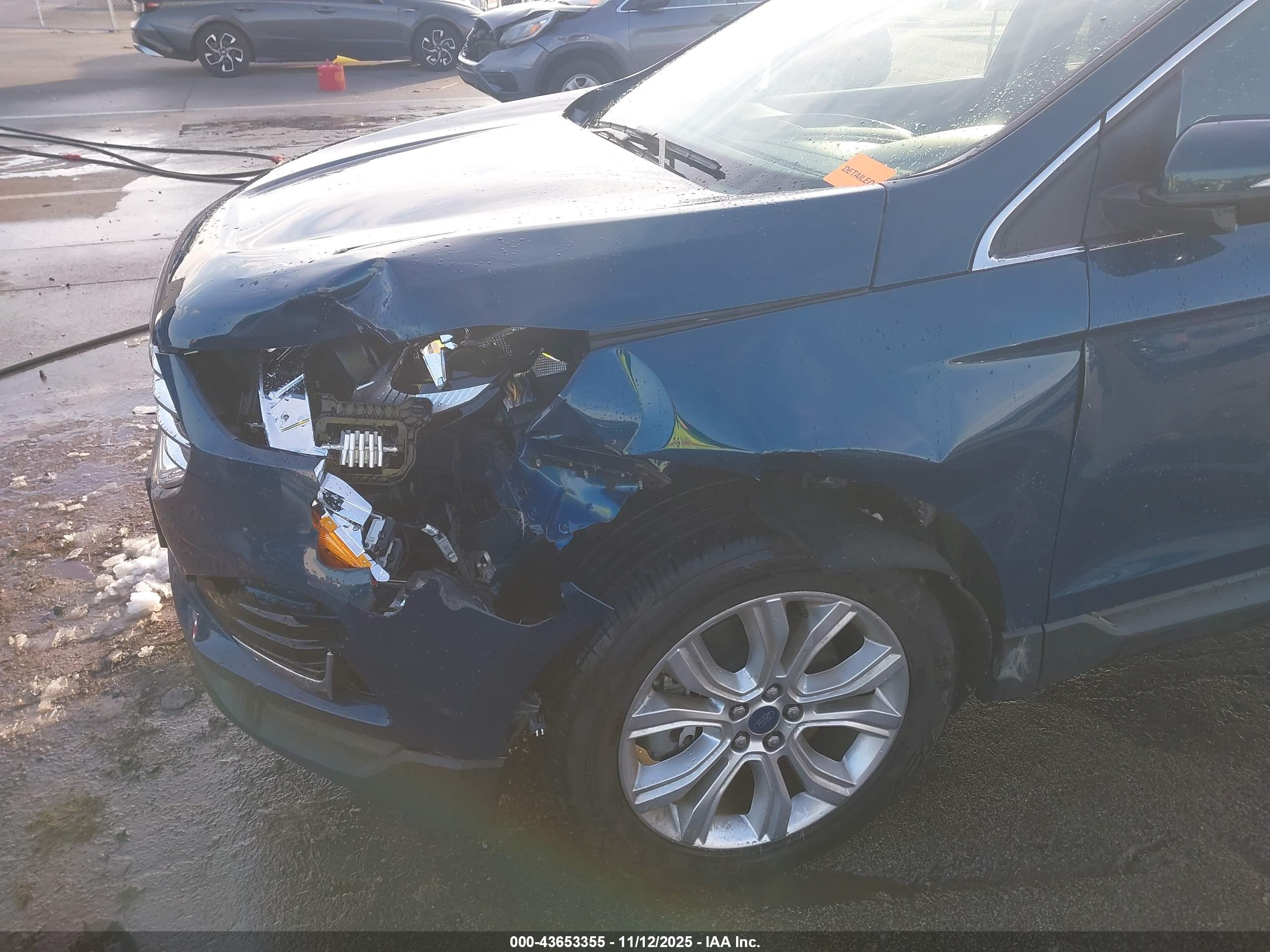 FORD EDGE image 6