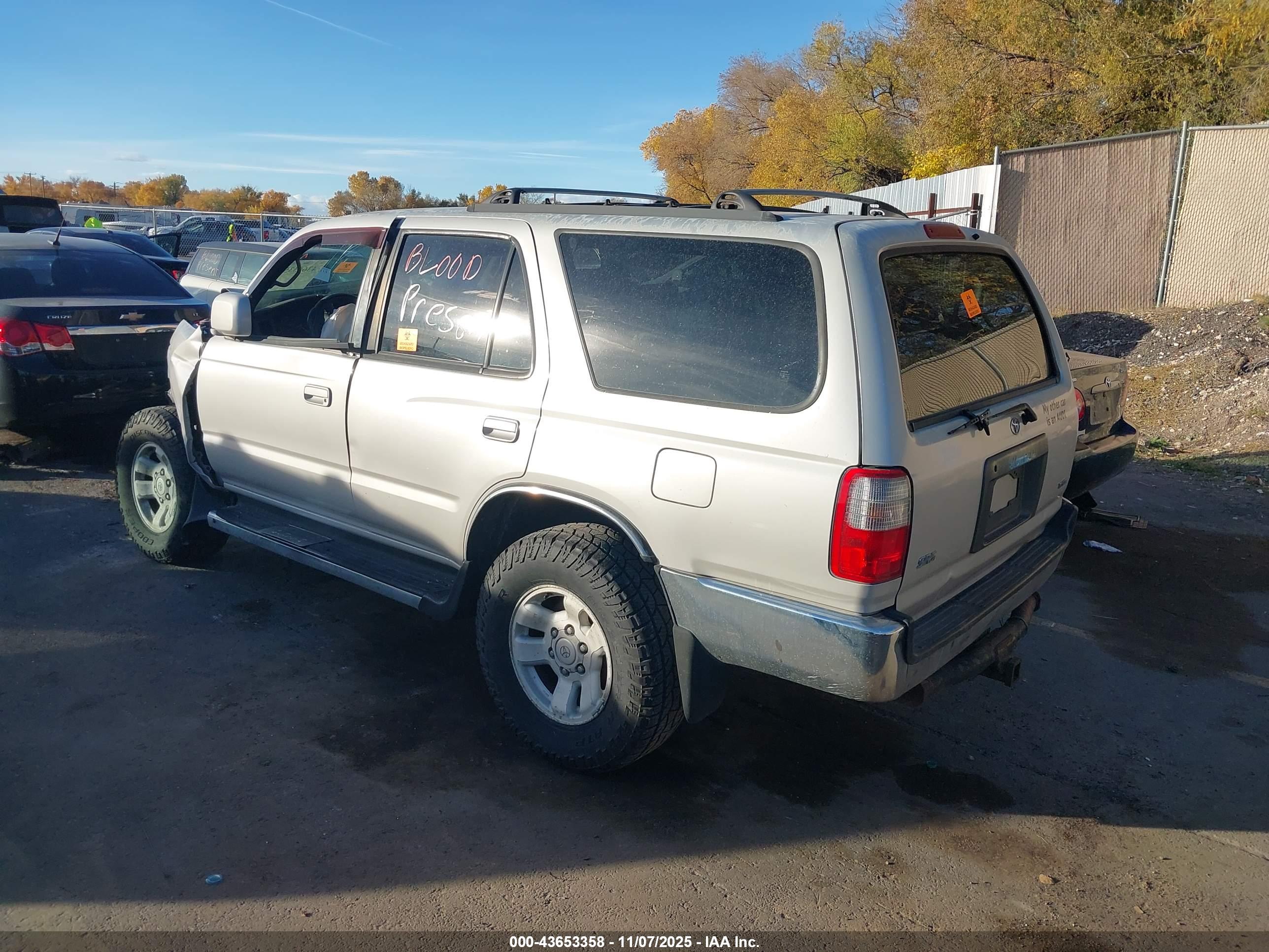 TOYOTA 4RUNNER image 3