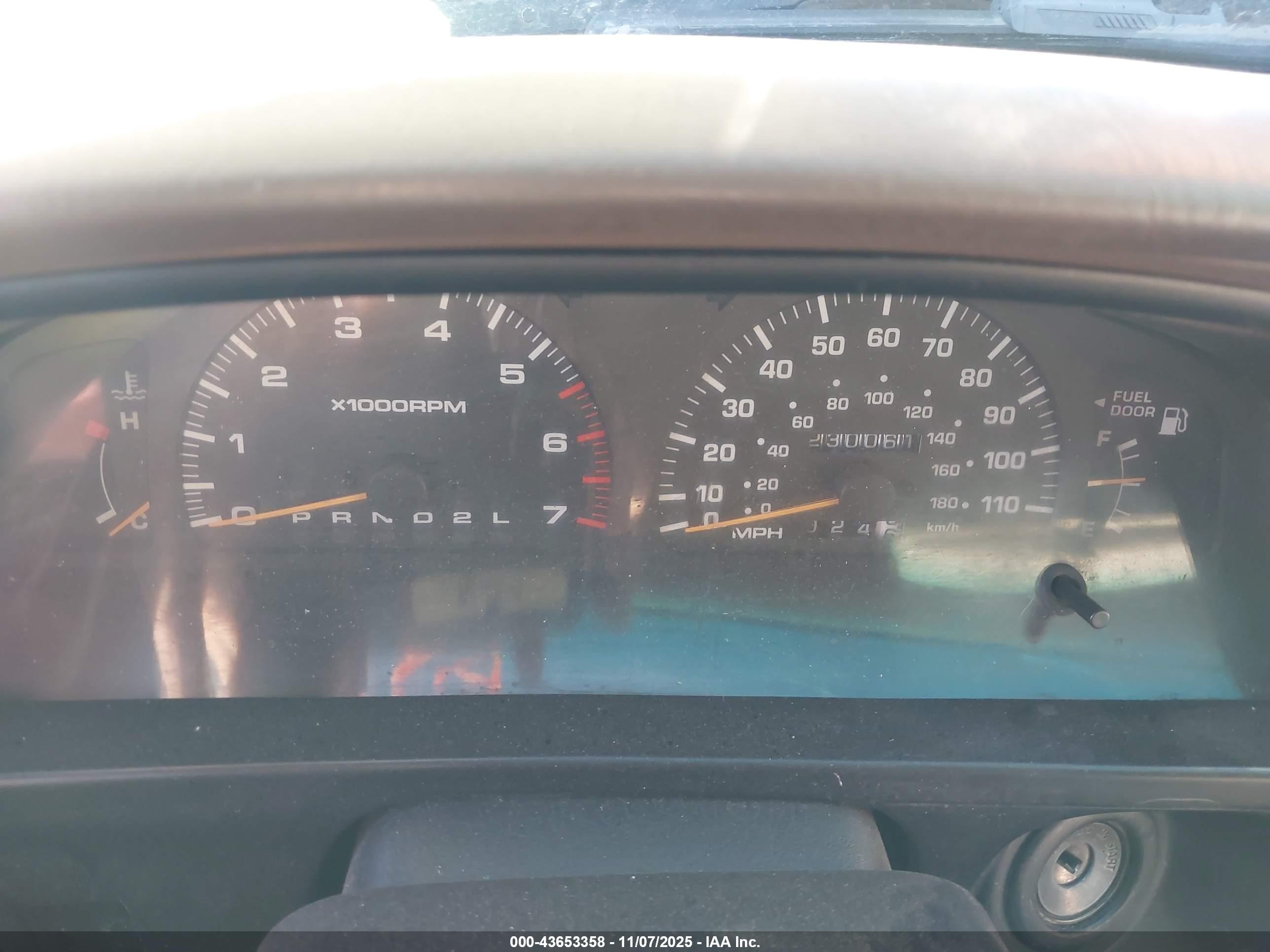 TOYOTA 4RUNNER image 7