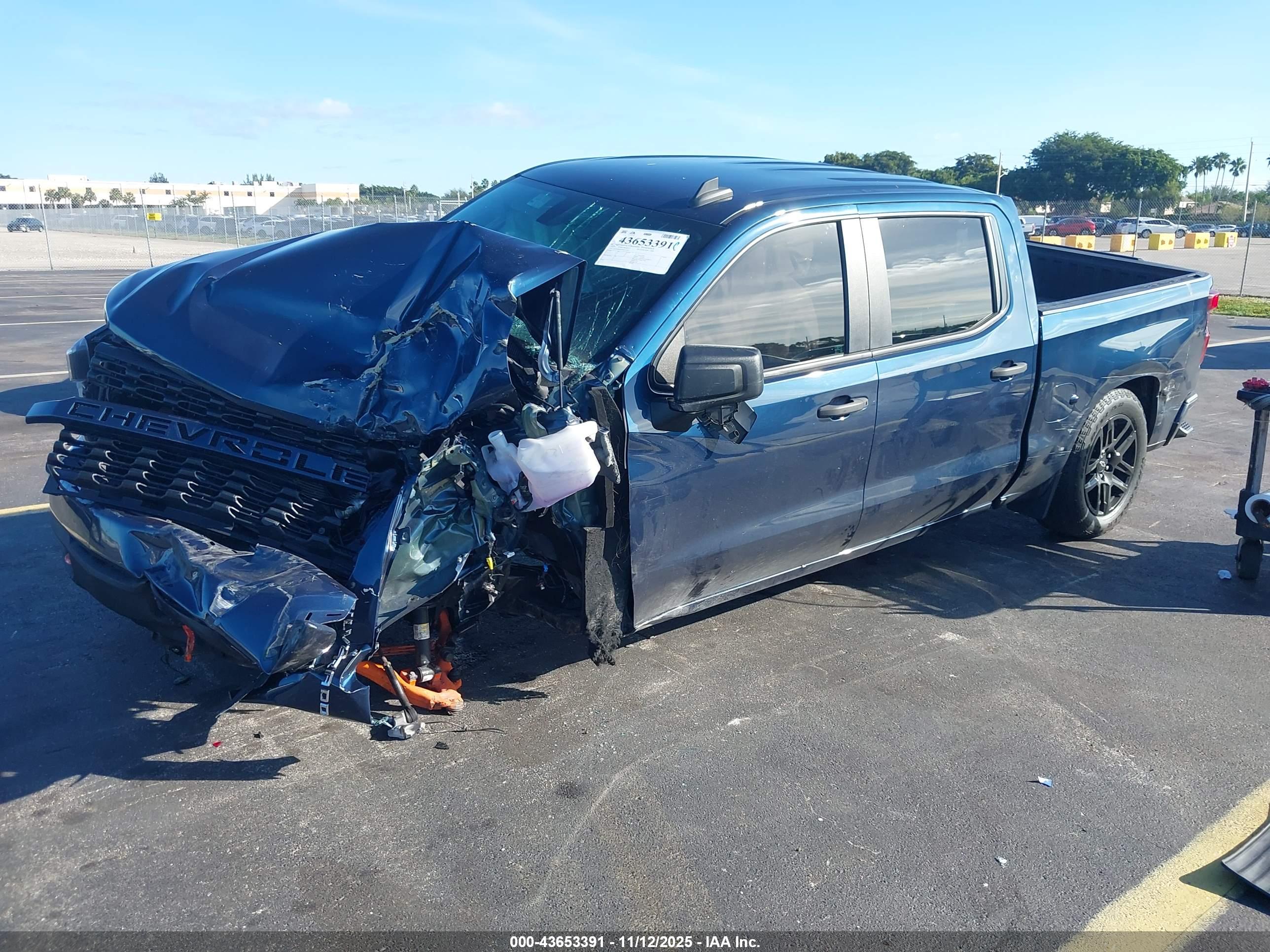 CHEVROLET SILVERADO image 2