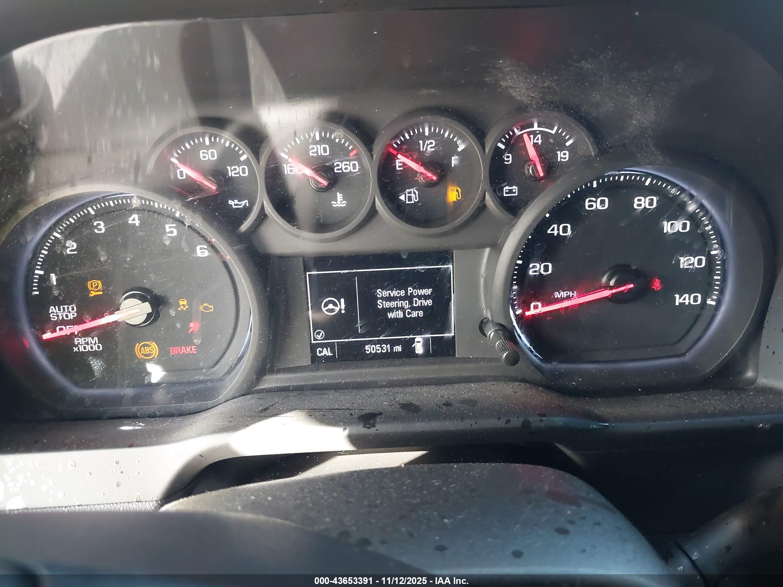 CHEVROLET SILVERADO image 7