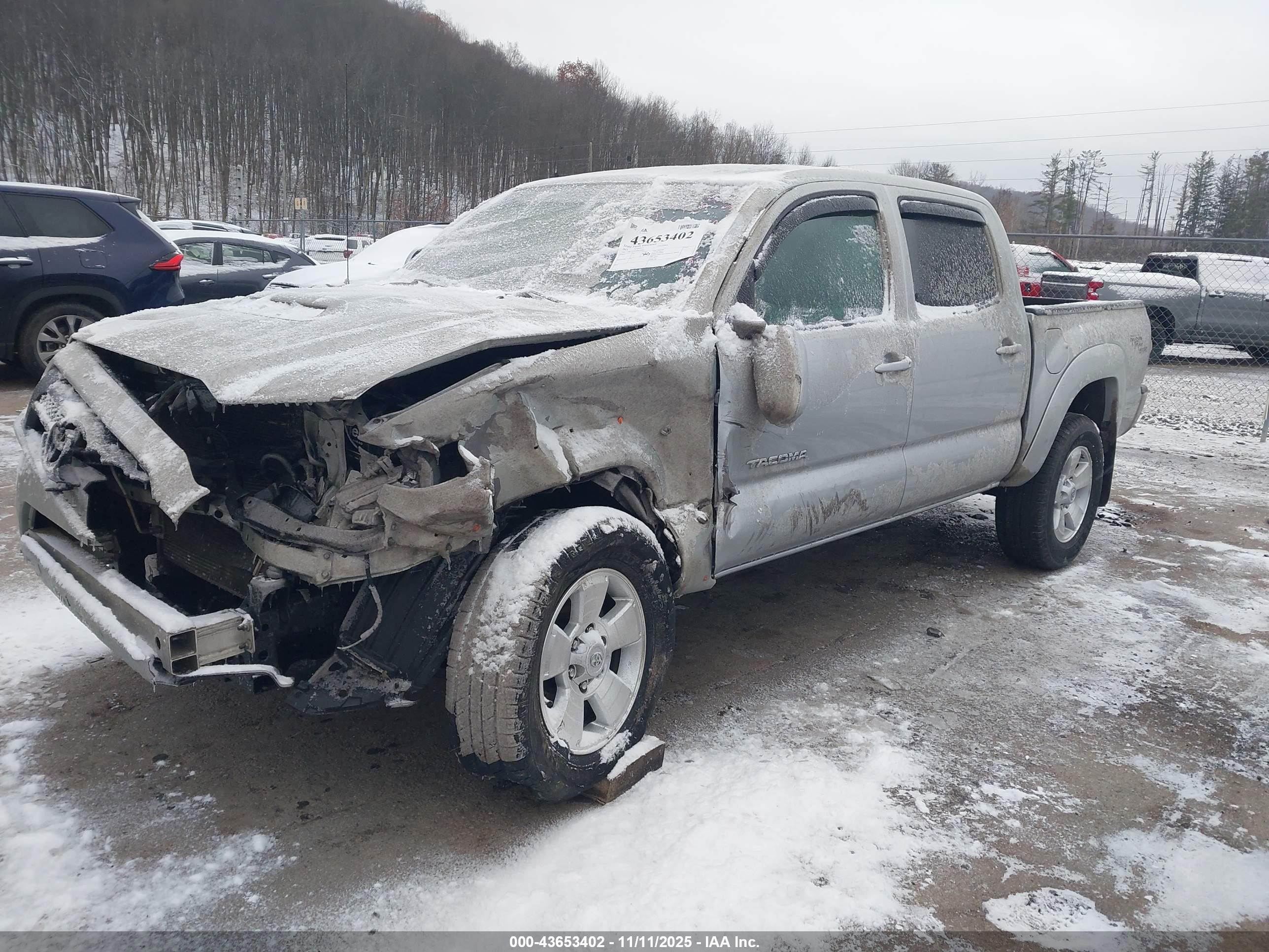 TOYOTA TACOMA image 2