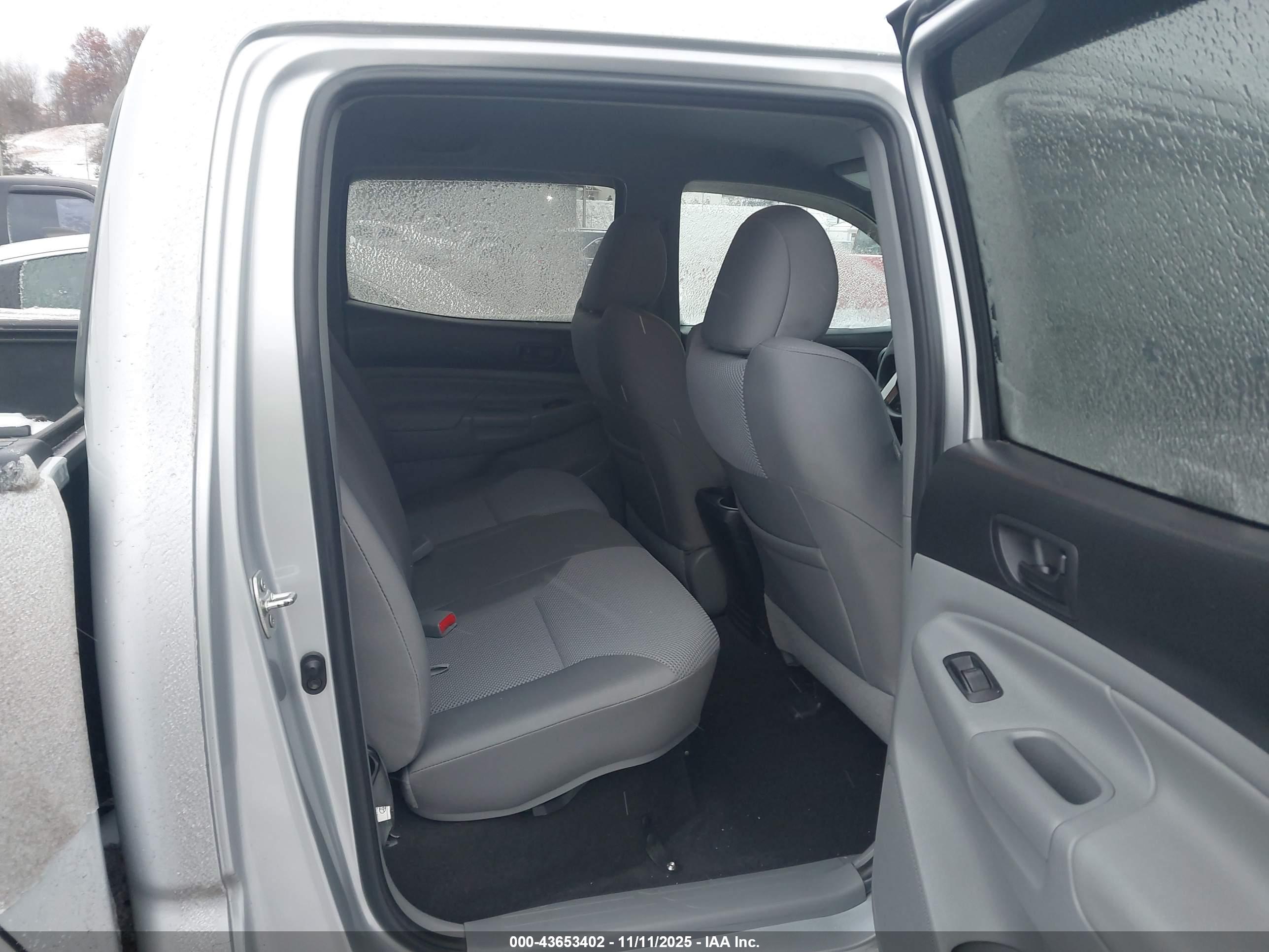 TOYOTA TACOMA image 8