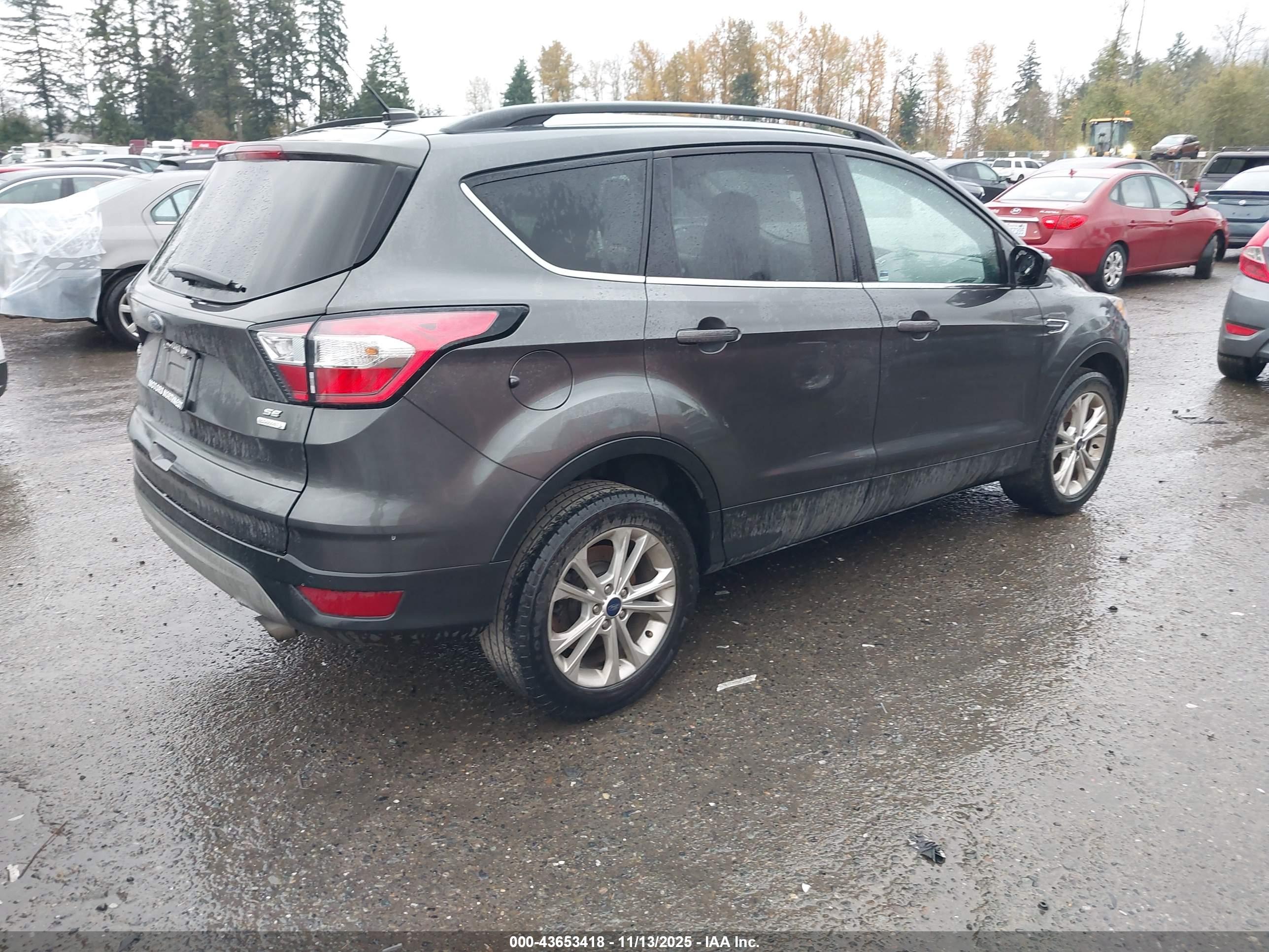 FORD ESCAPE image 4