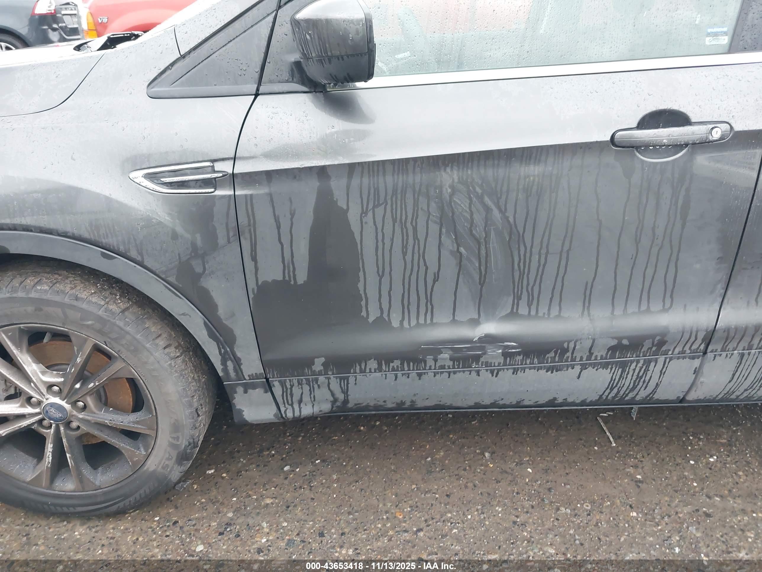 FORD ESCAPE image 6