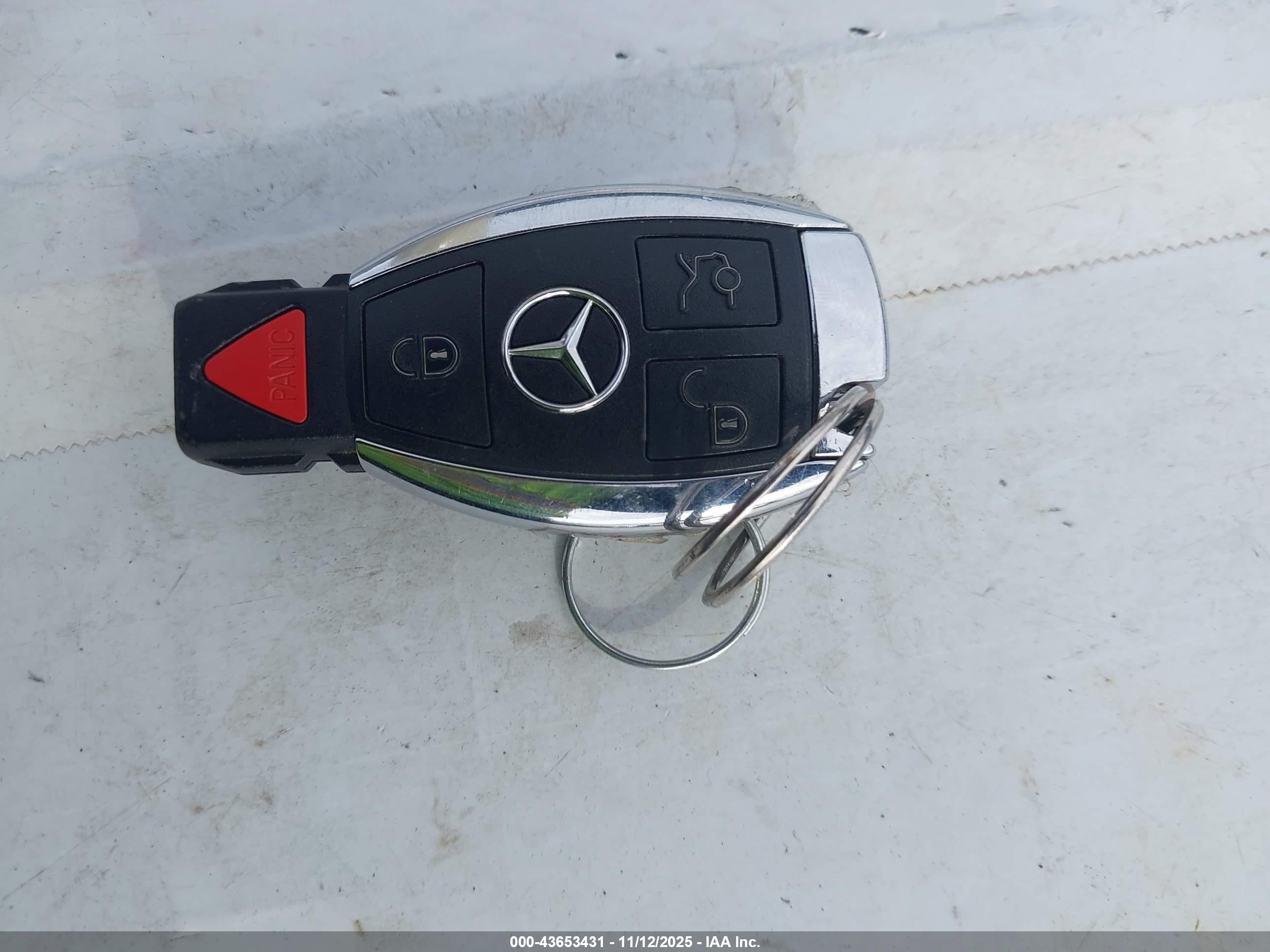 MERCEDES-BENZ GLC image 11