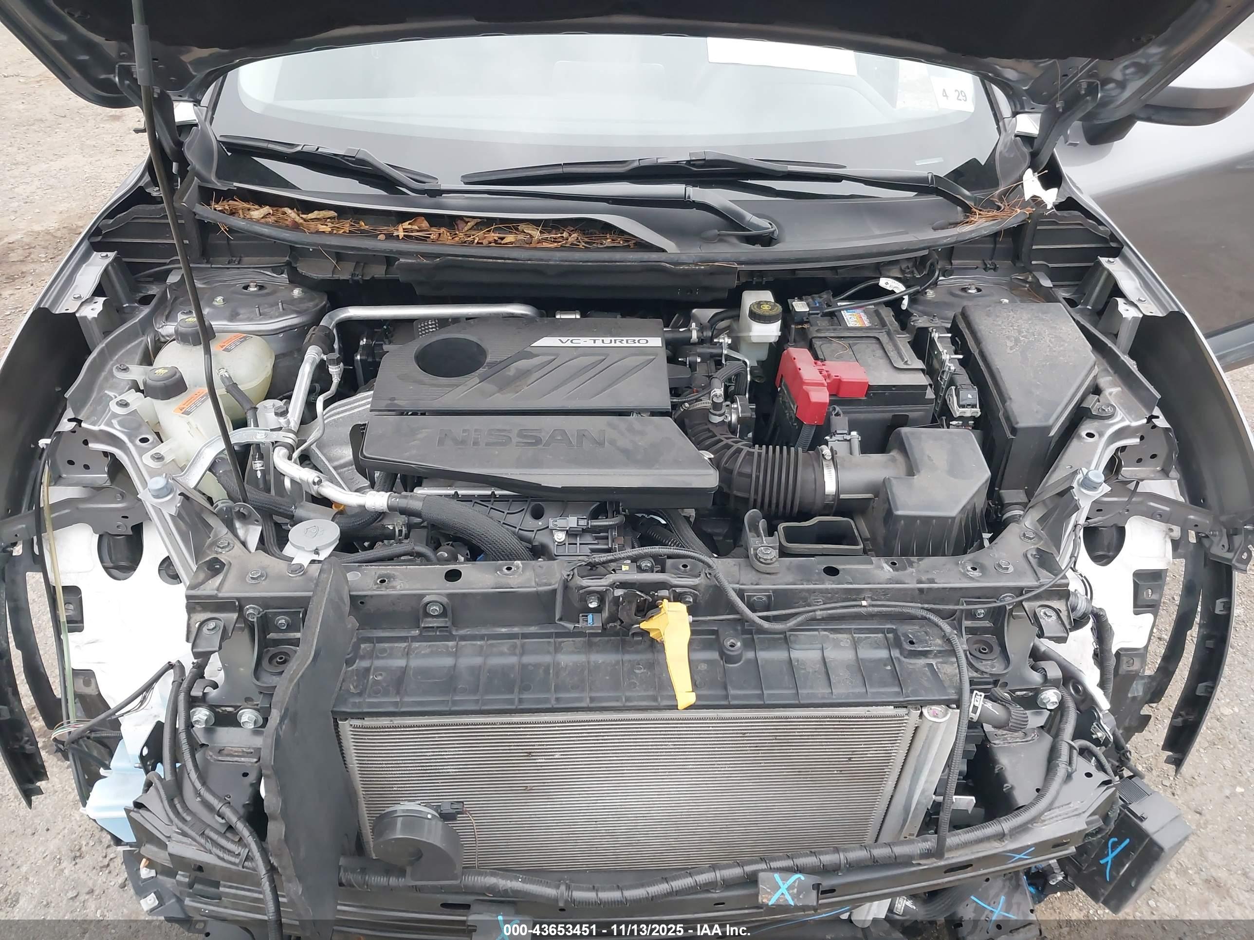 NISSAN ROGUE image 10