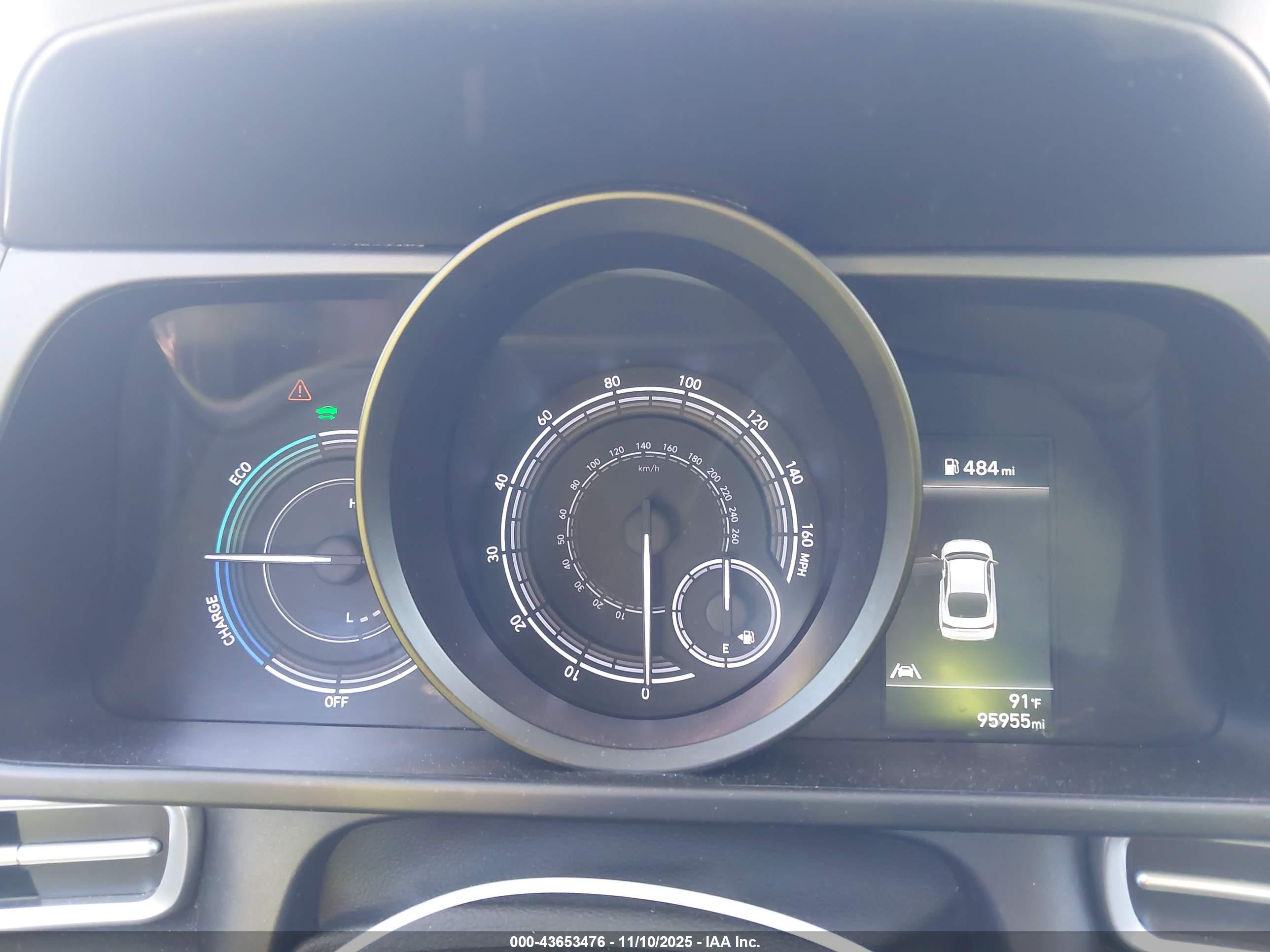 HYUNDAI ELANTRA image 7