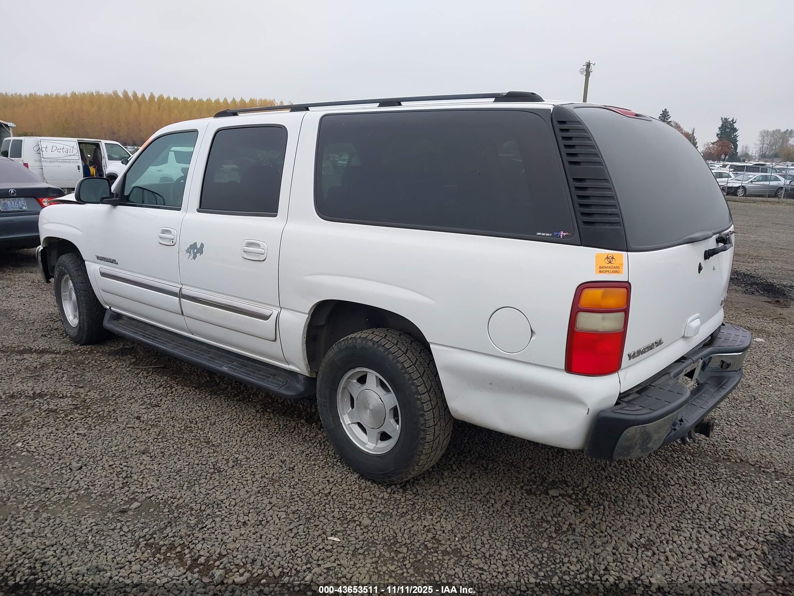 GMC YUKON image 3