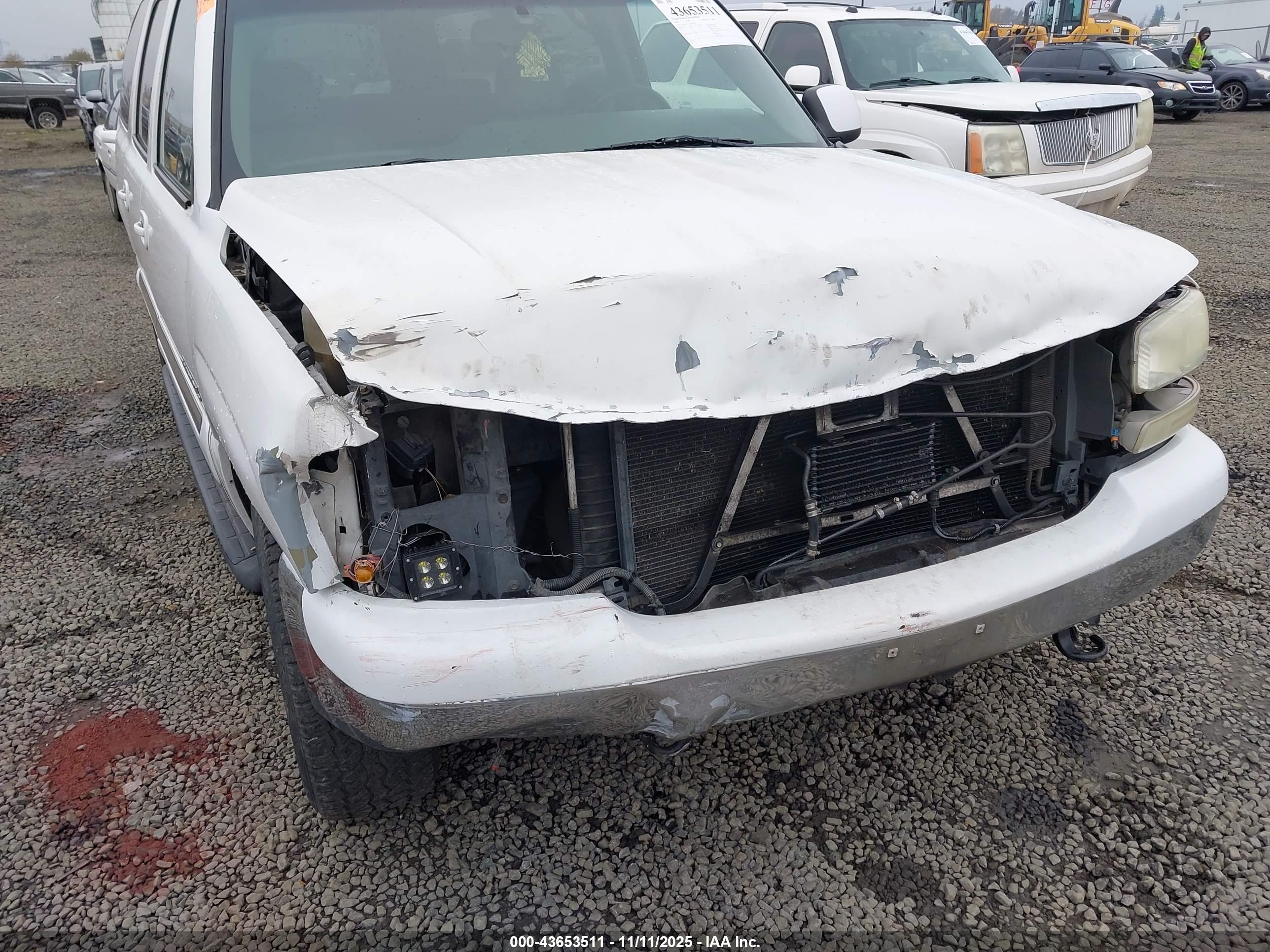 GMC YUKON image 6