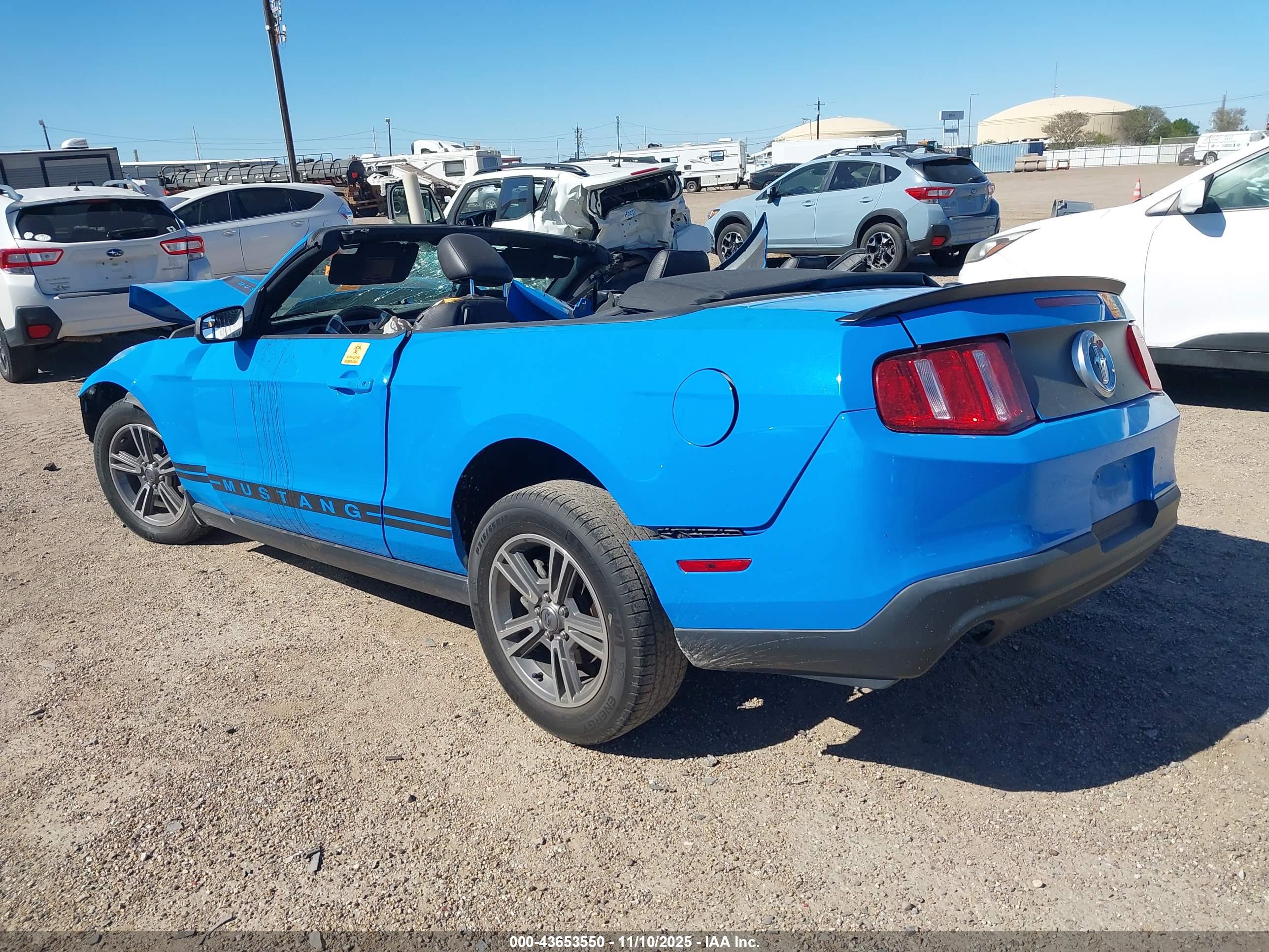 FORD MUSTANG image 3
