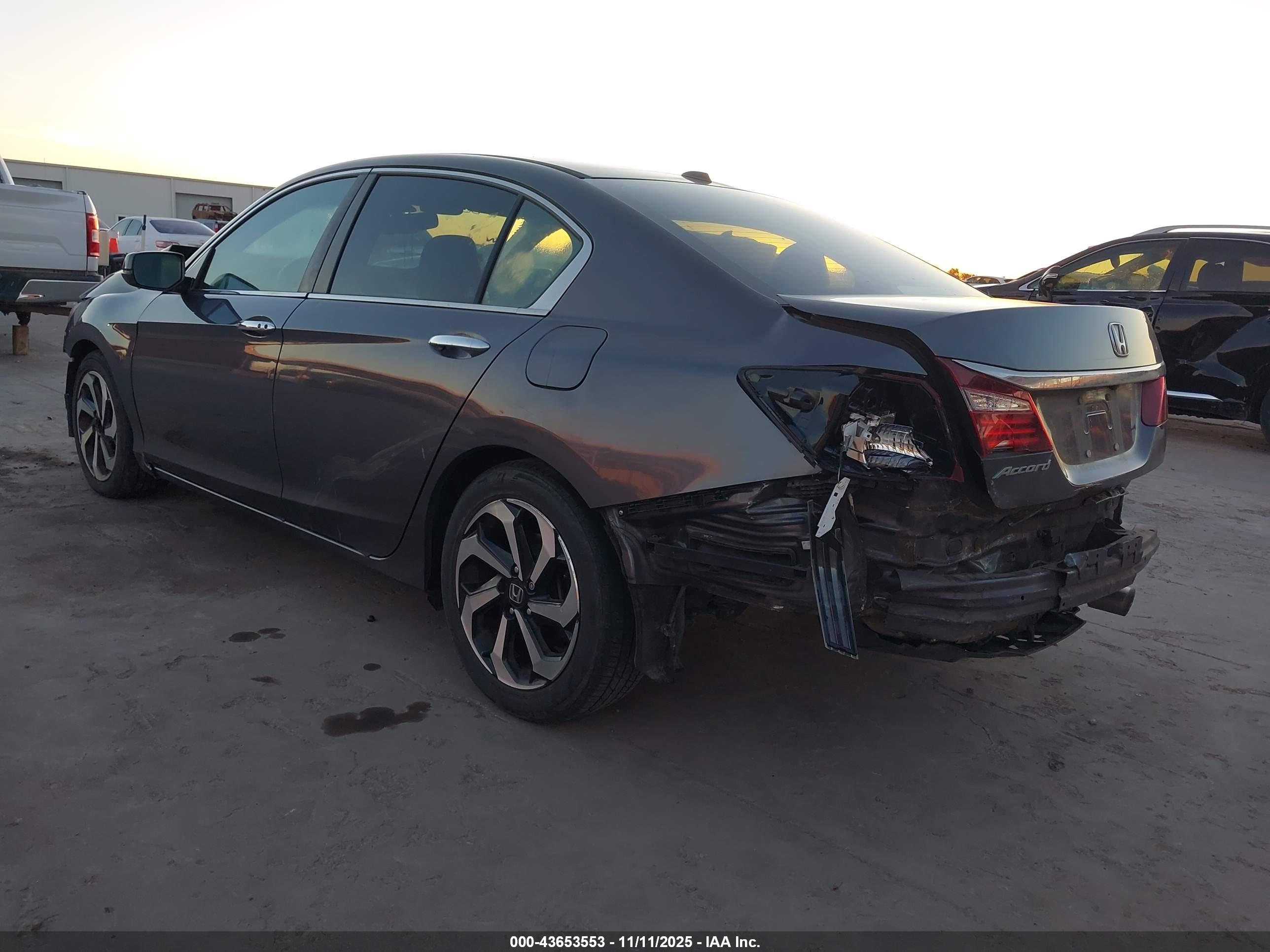 HONDA ACCORD image 3