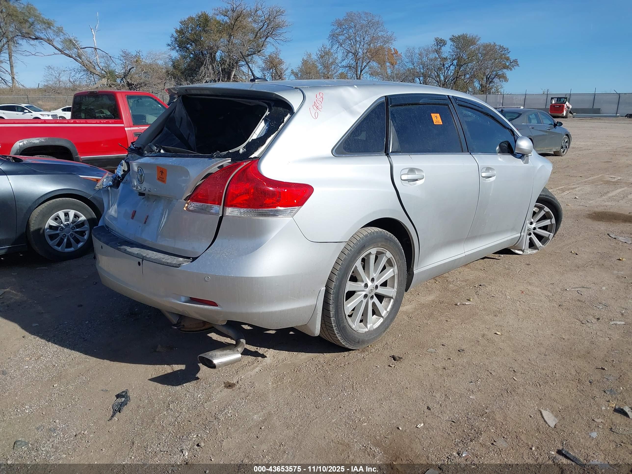 TOYOTA VENZA image 4
