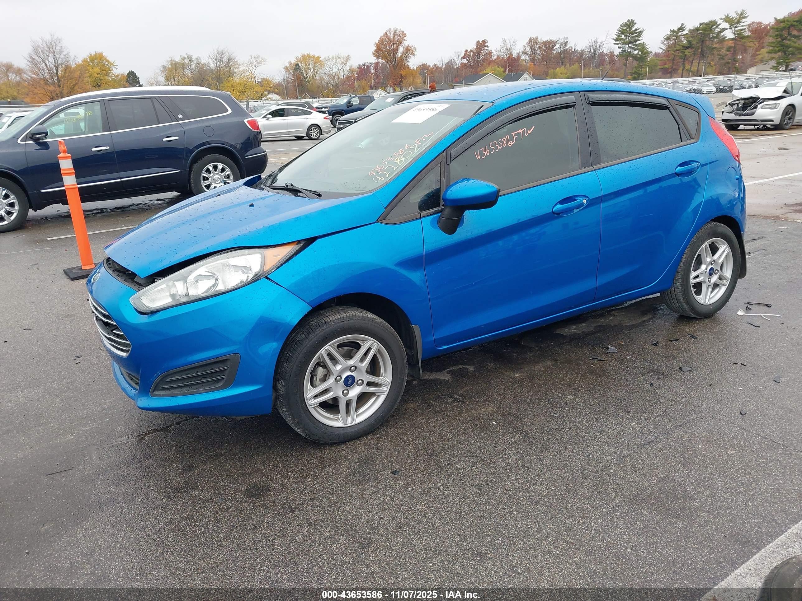 FORD FIESTA image 2
