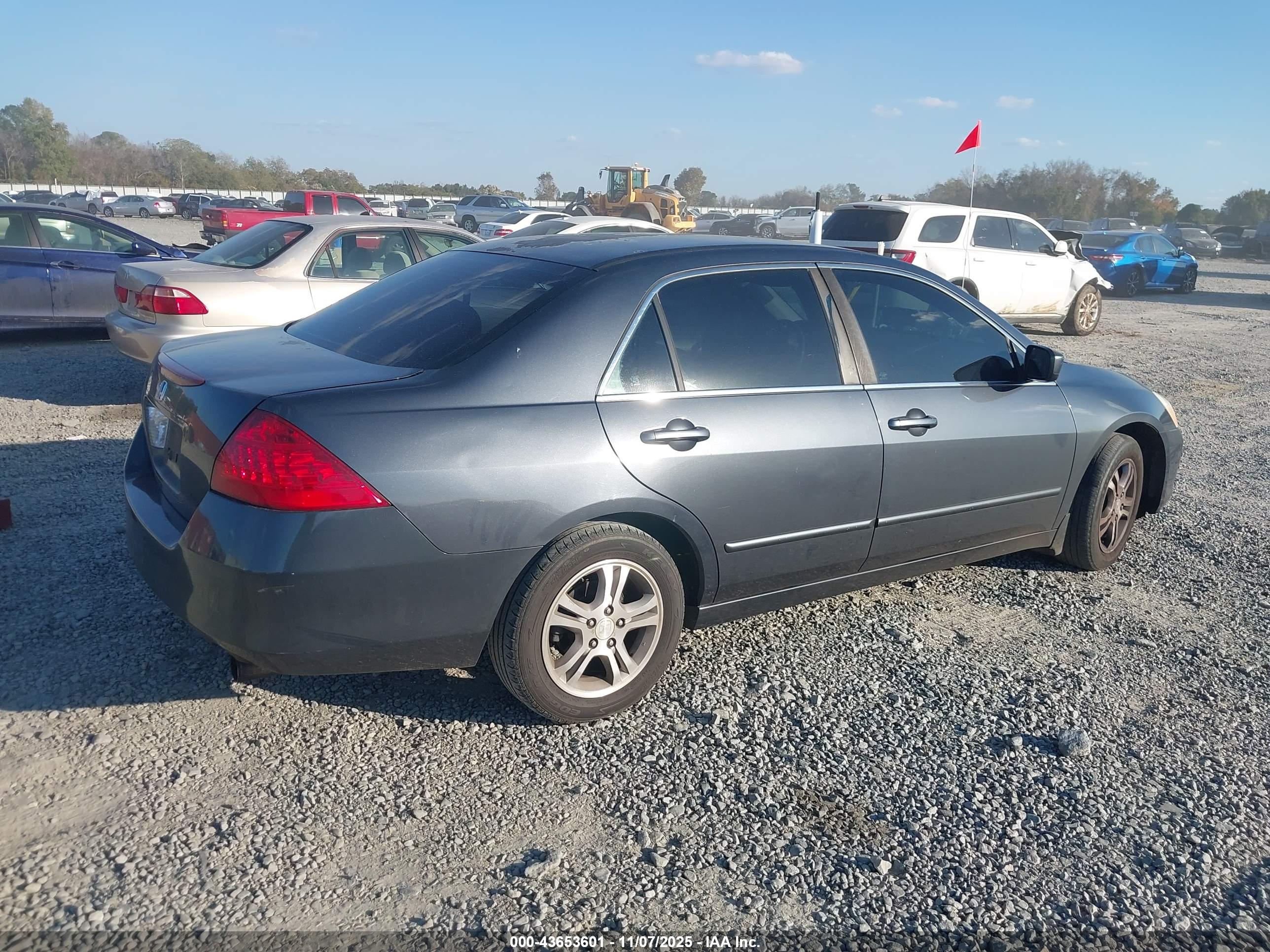 HONDA ACCORD image 4