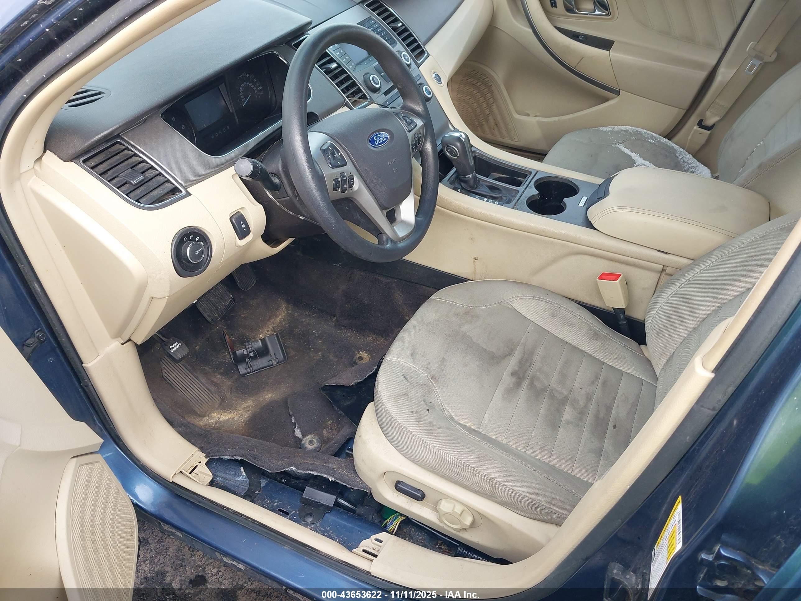 FORD TAURUS image 5