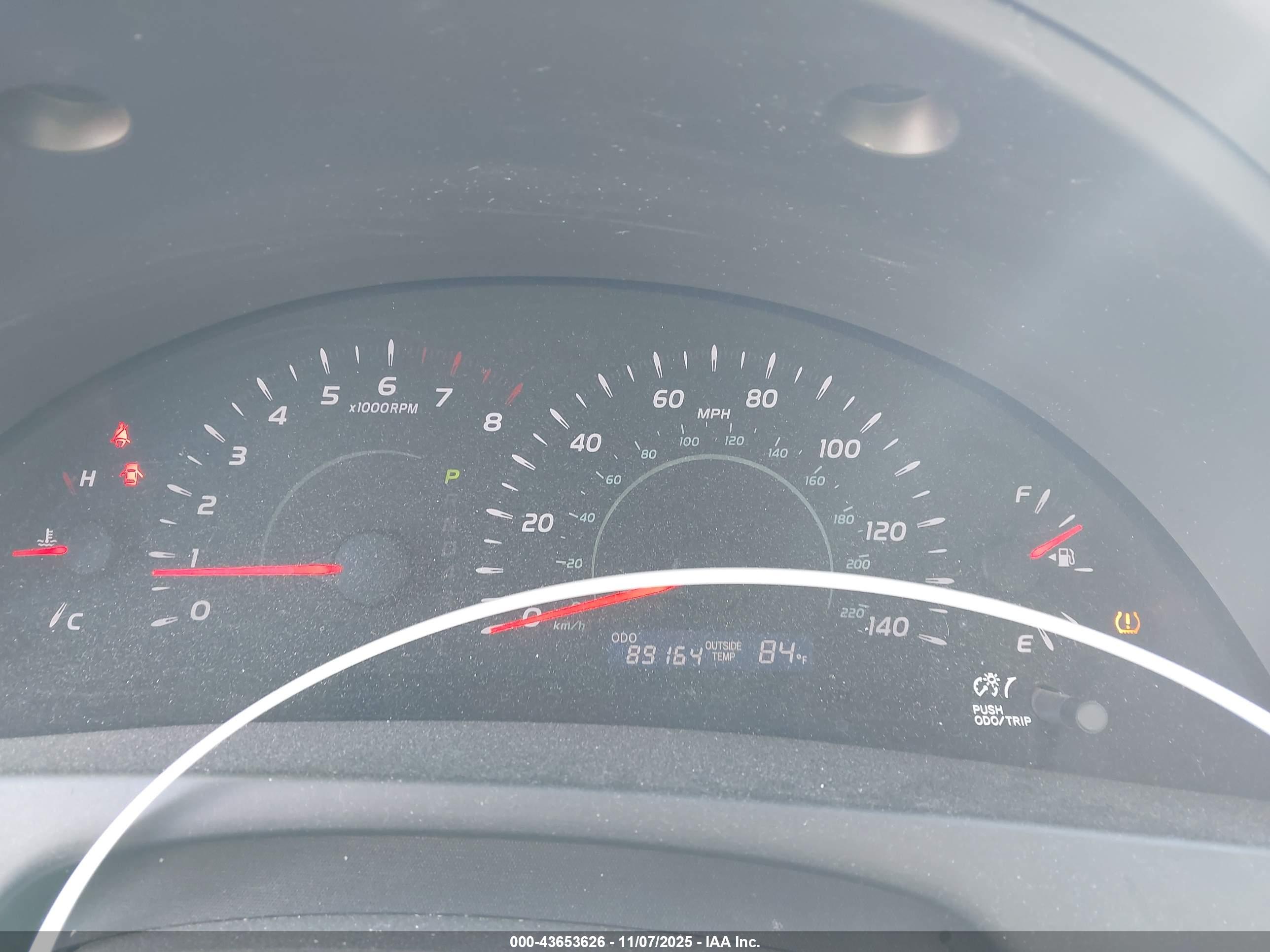 TOYOTA CAMRY image 7