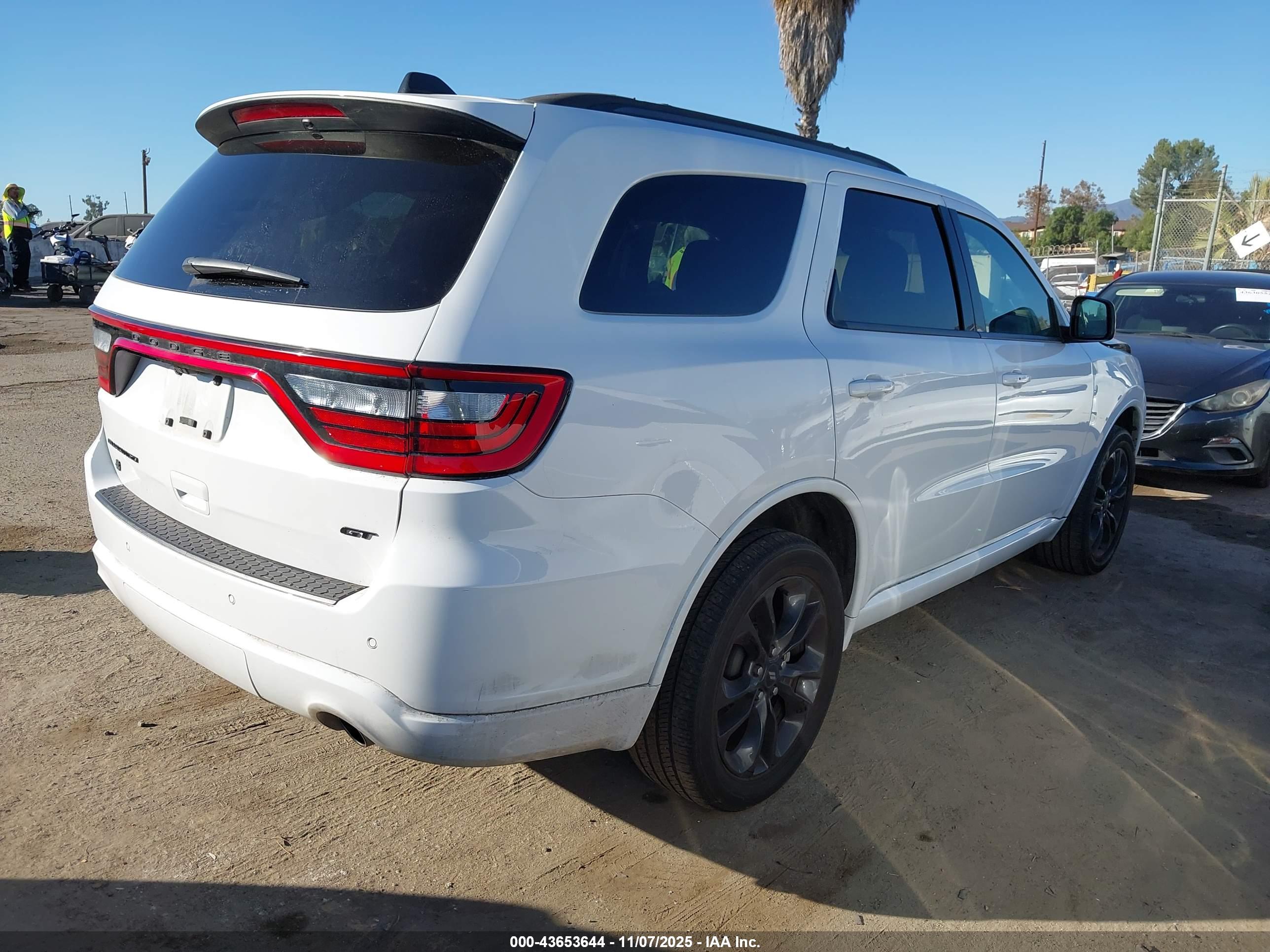 DODGE DURANGO image 4