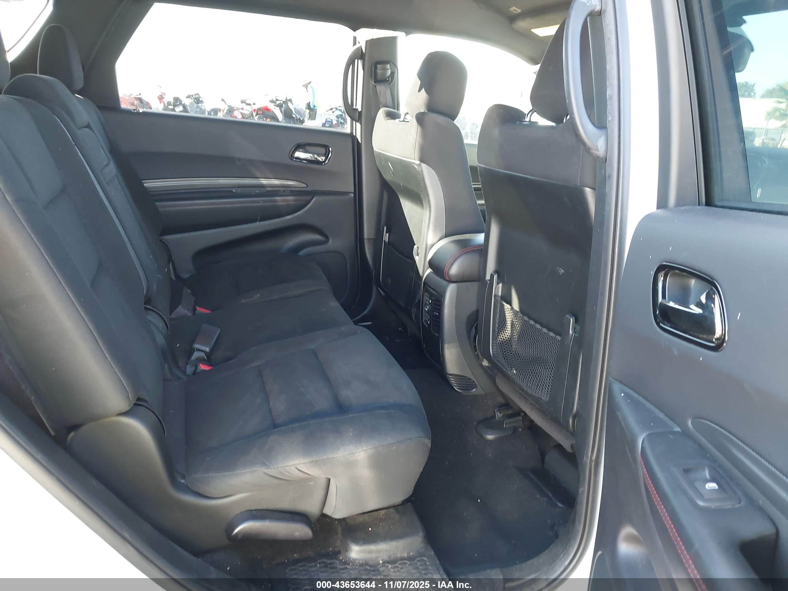 DODGE DURANGO image 8