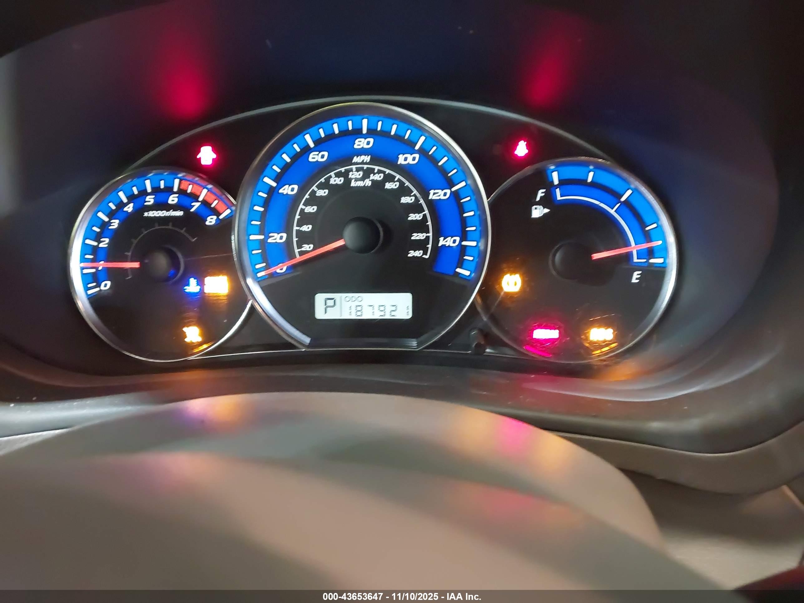 SUBARU FORESTER image 7