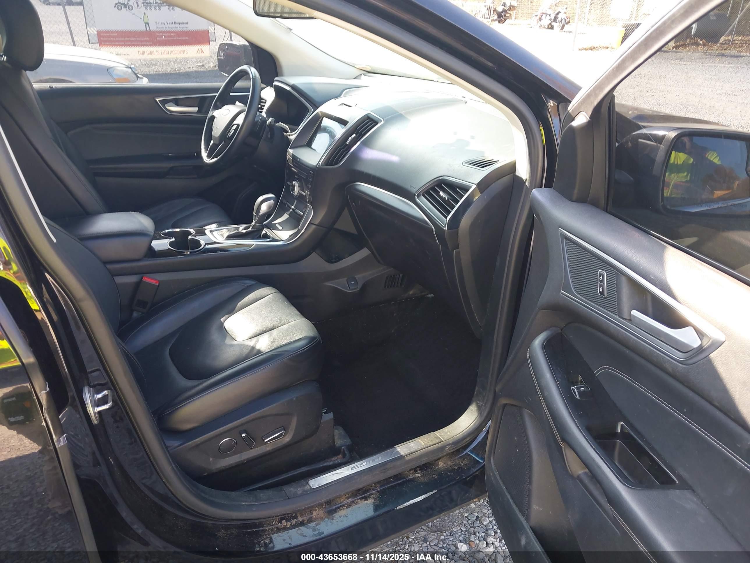 FORD EDGE image 5