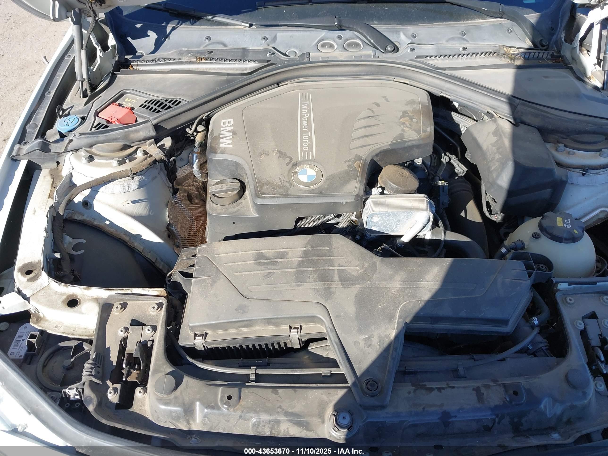 BMW 320I image 10