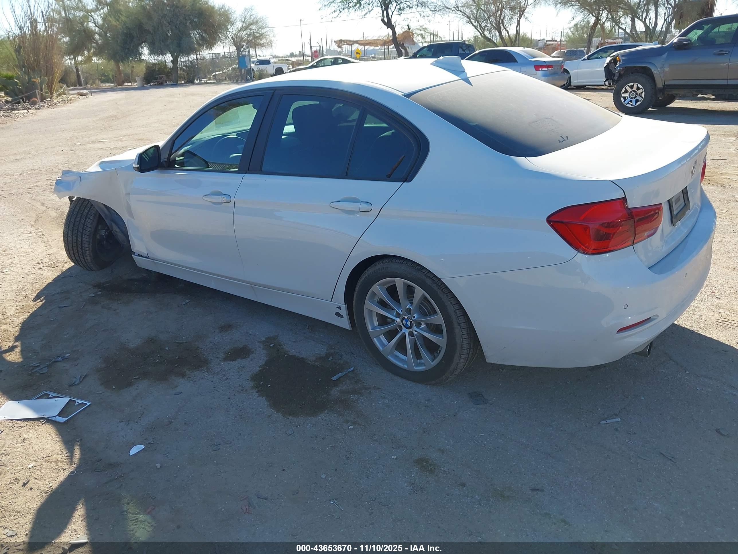 BMW 320I image 3