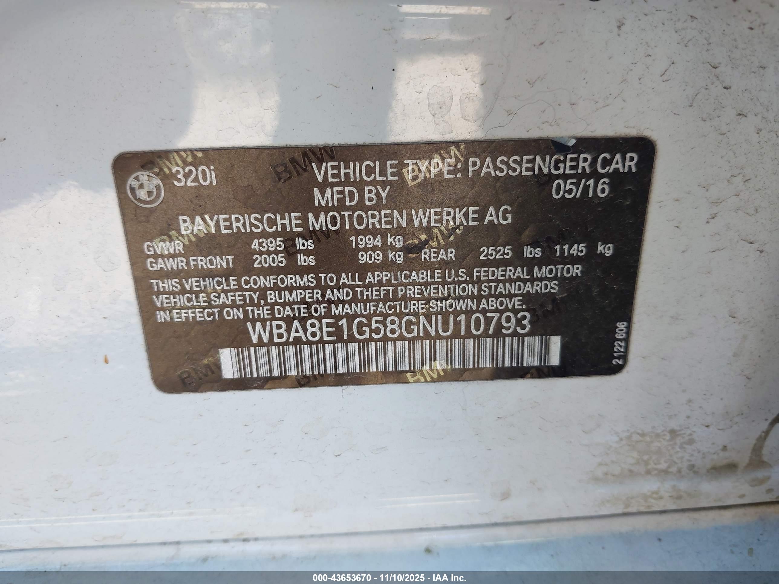 BMW 320I image 9