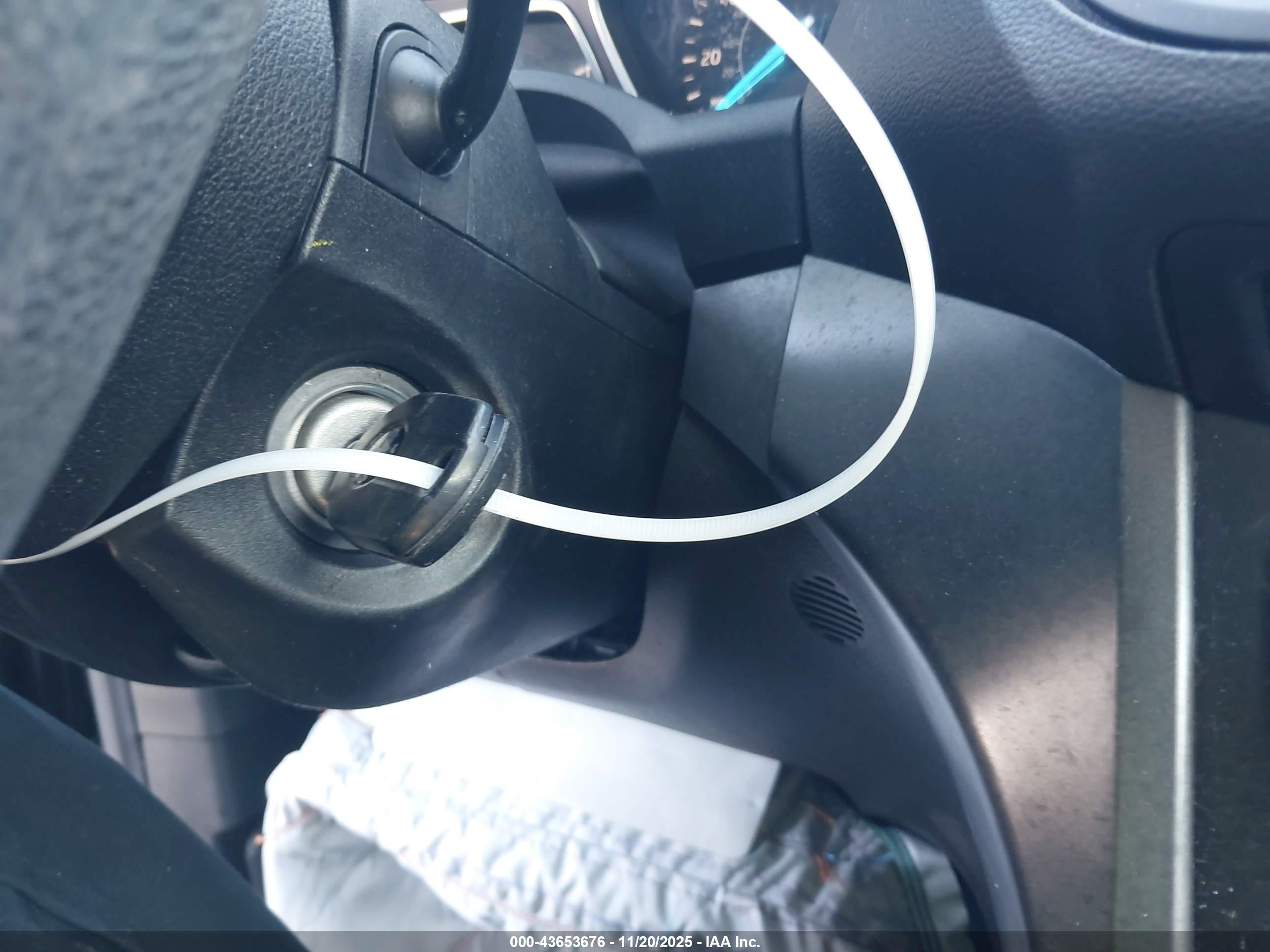 FORD ESCAPE image 11