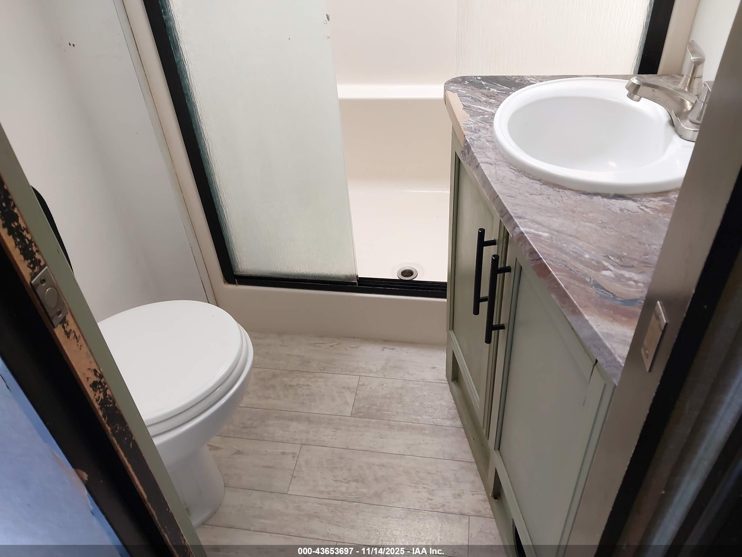 GRAND DESIGN image 6