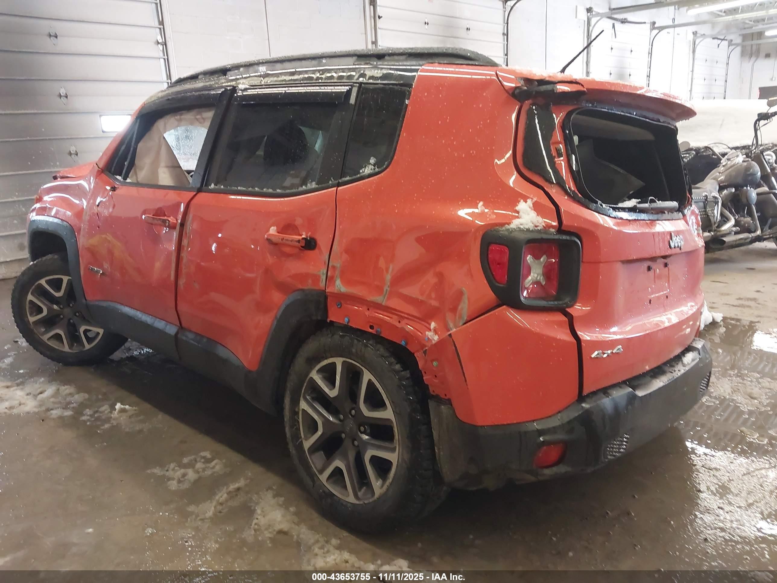 JEEP RENEGADE image 3