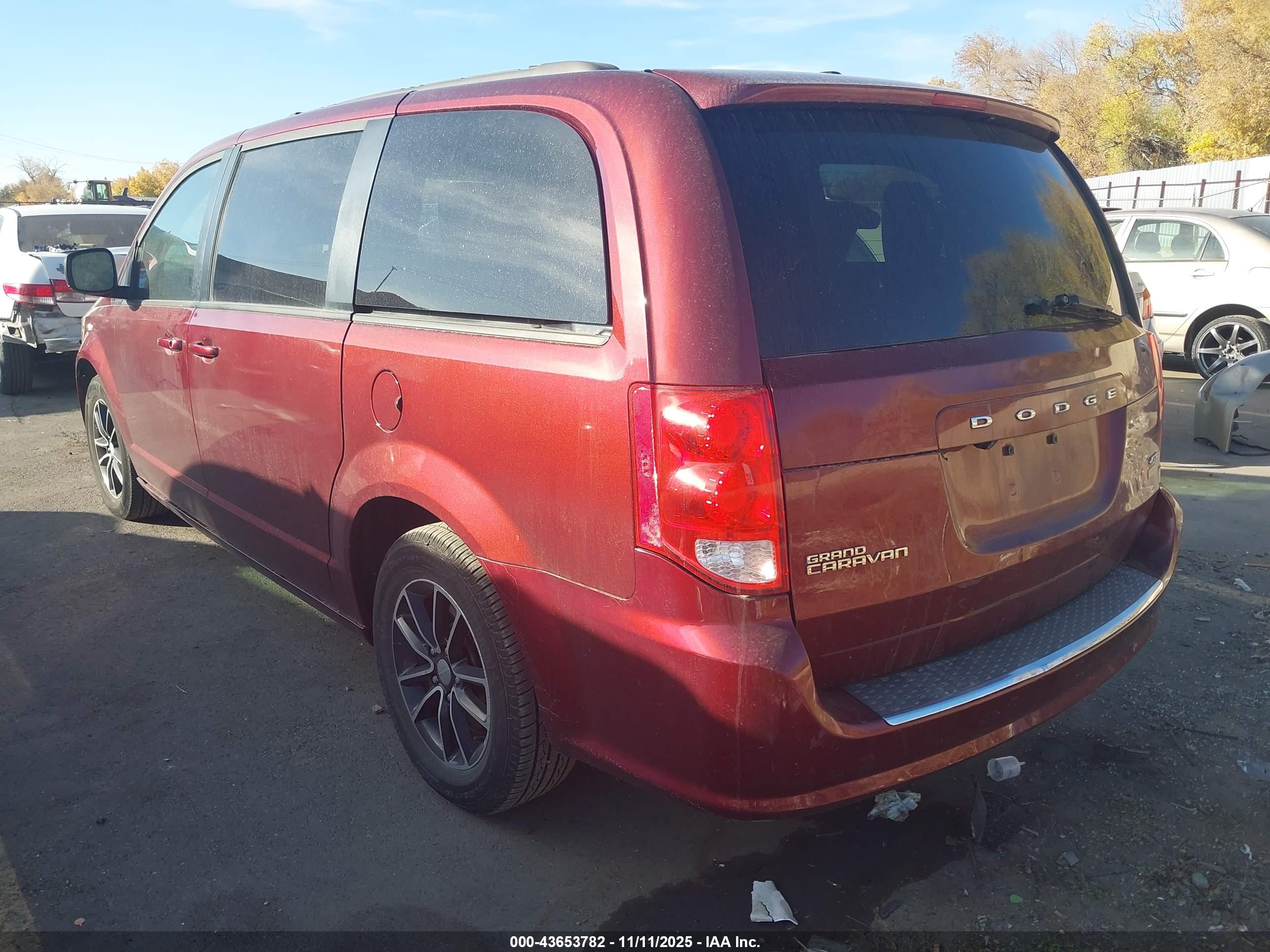 DODGE GRAND image 3