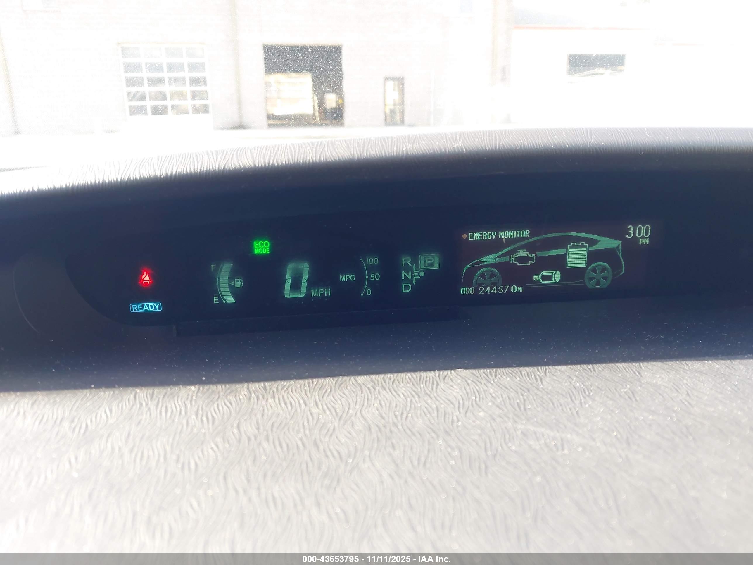 TOYOTA PRIUS image 7