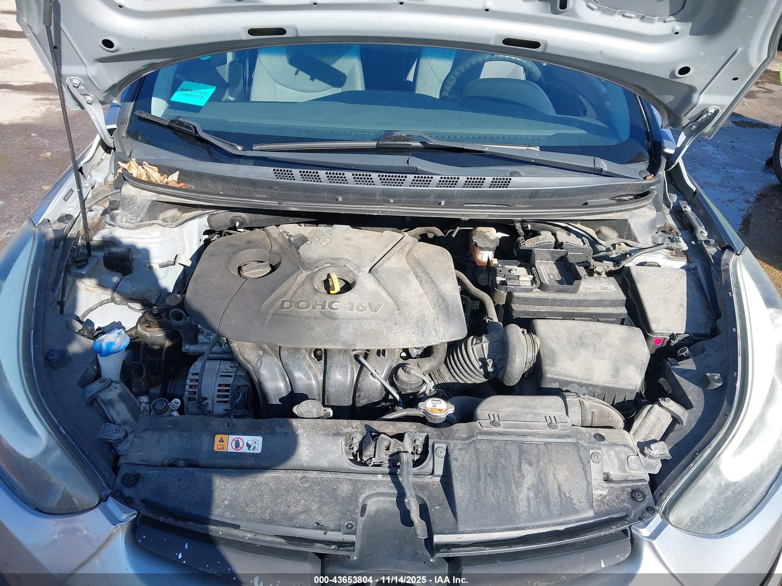 HYUNDAI ELANTRA image 10
