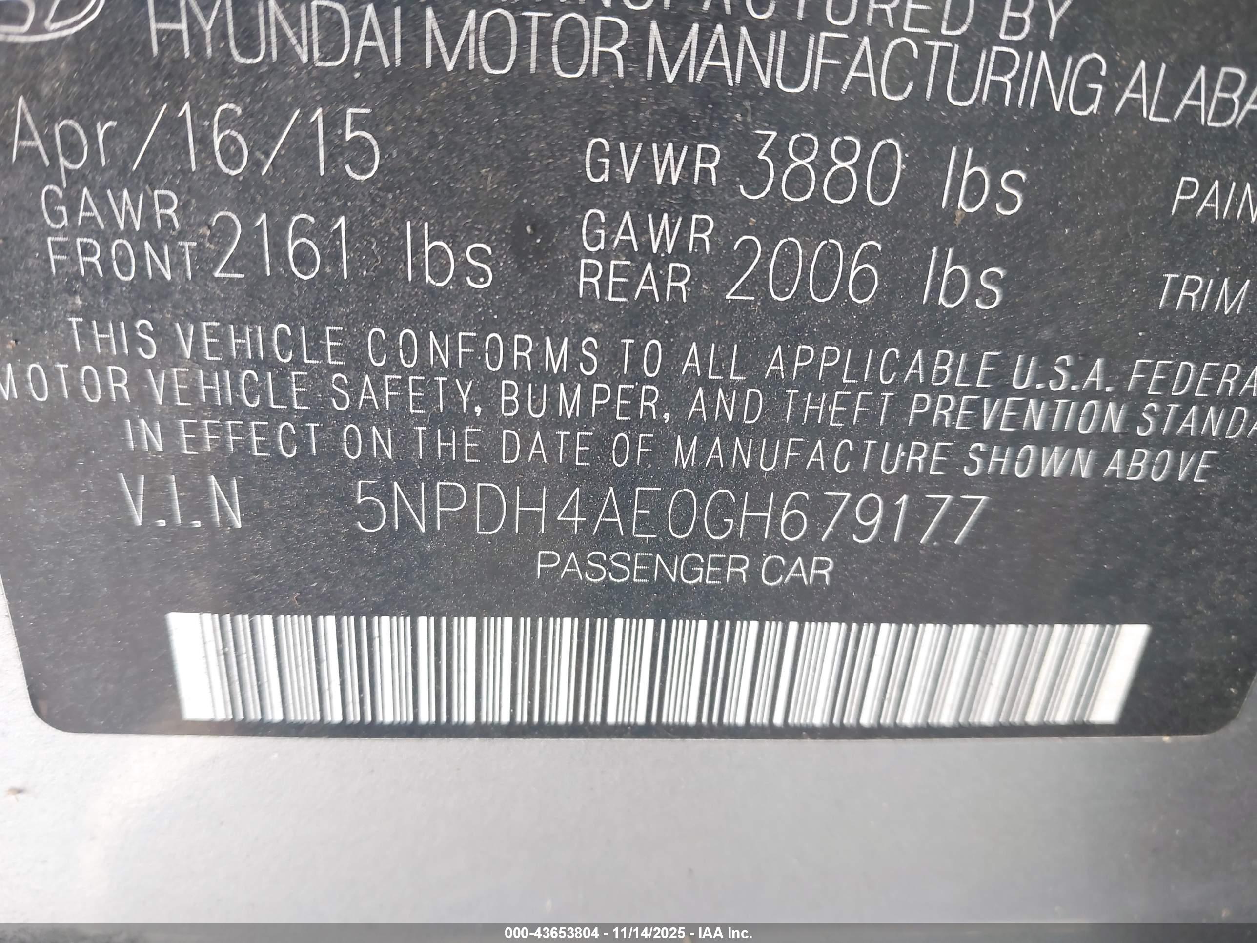 HYUNDAI ELANTRA image 9