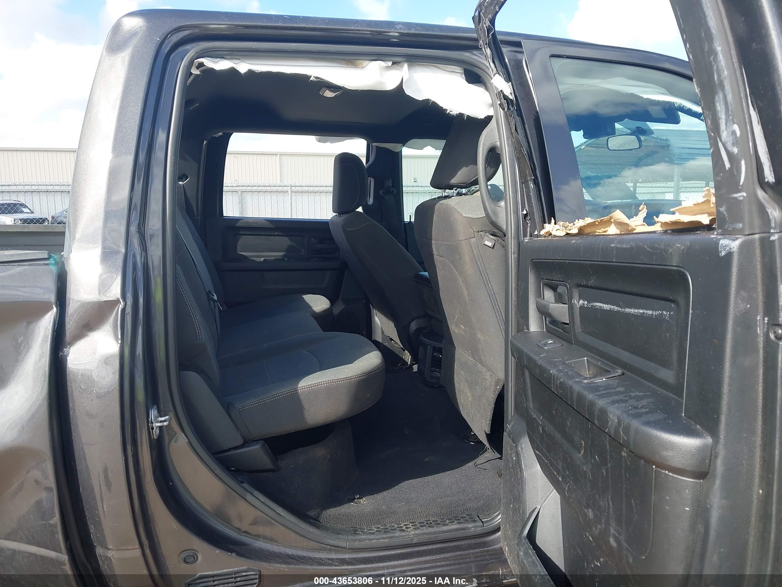 RAM 3500 image 5