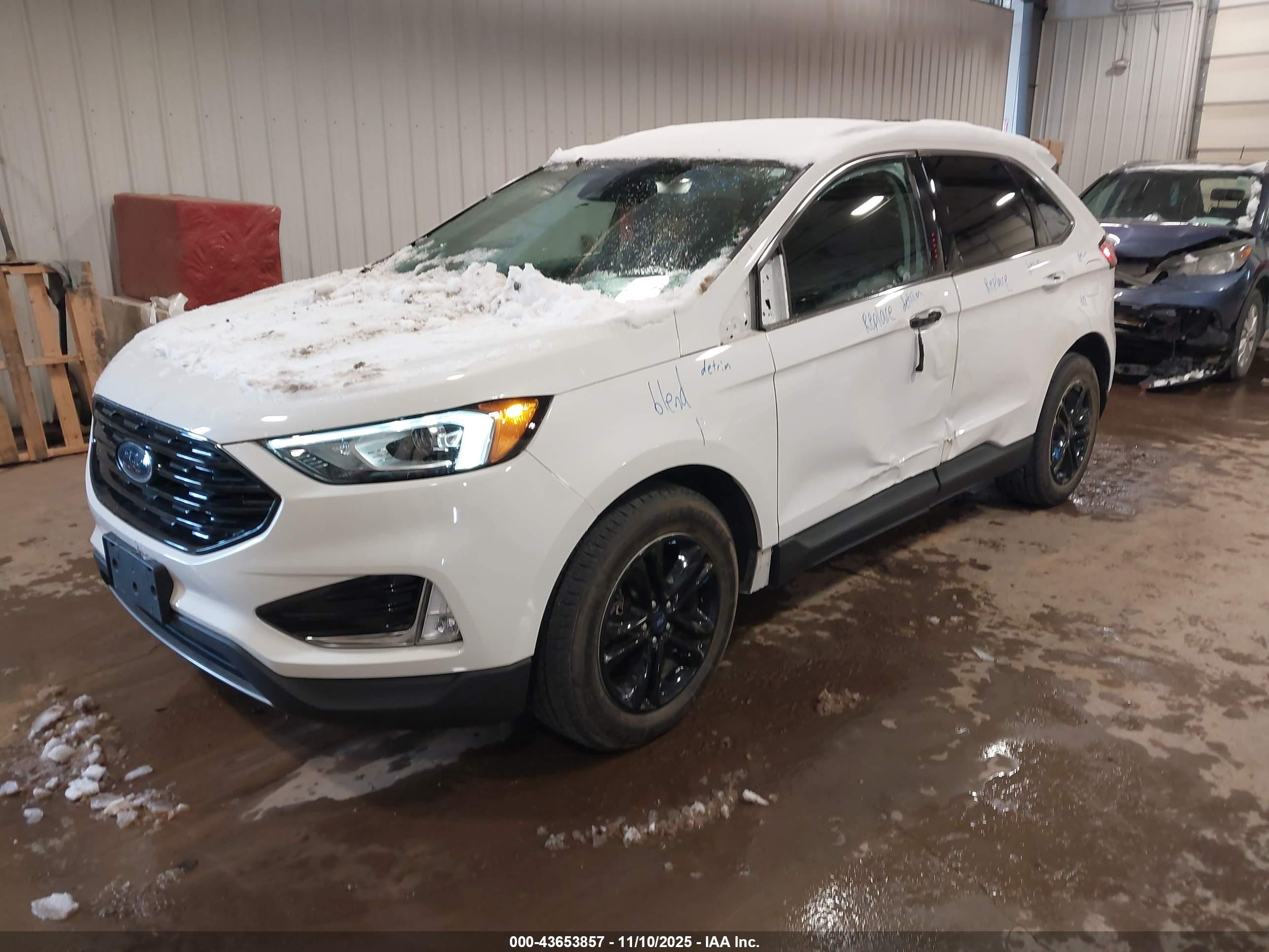 FORD EDGE image 2