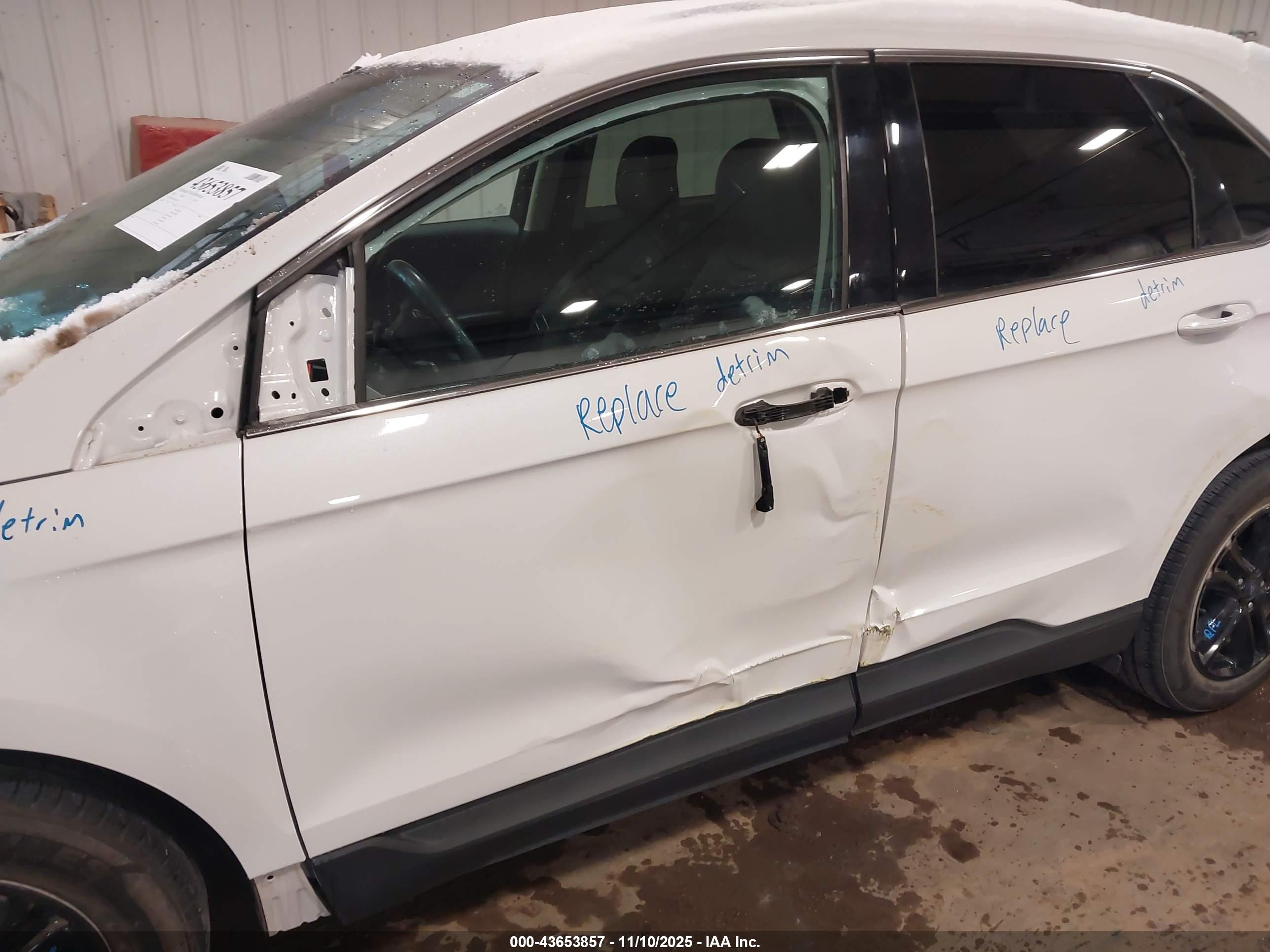 FORD EDGE image 6