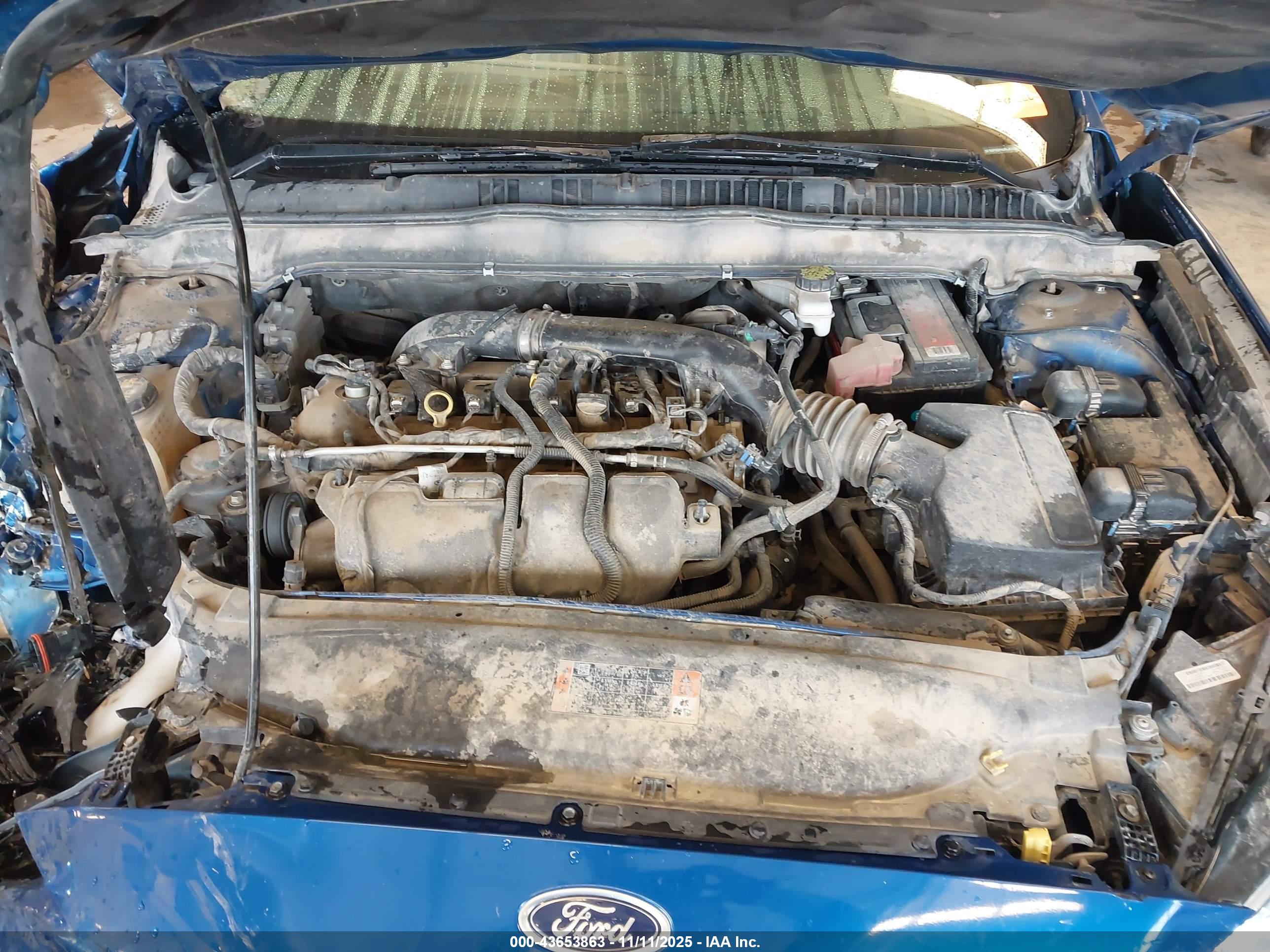 FORD FUSION image 10
