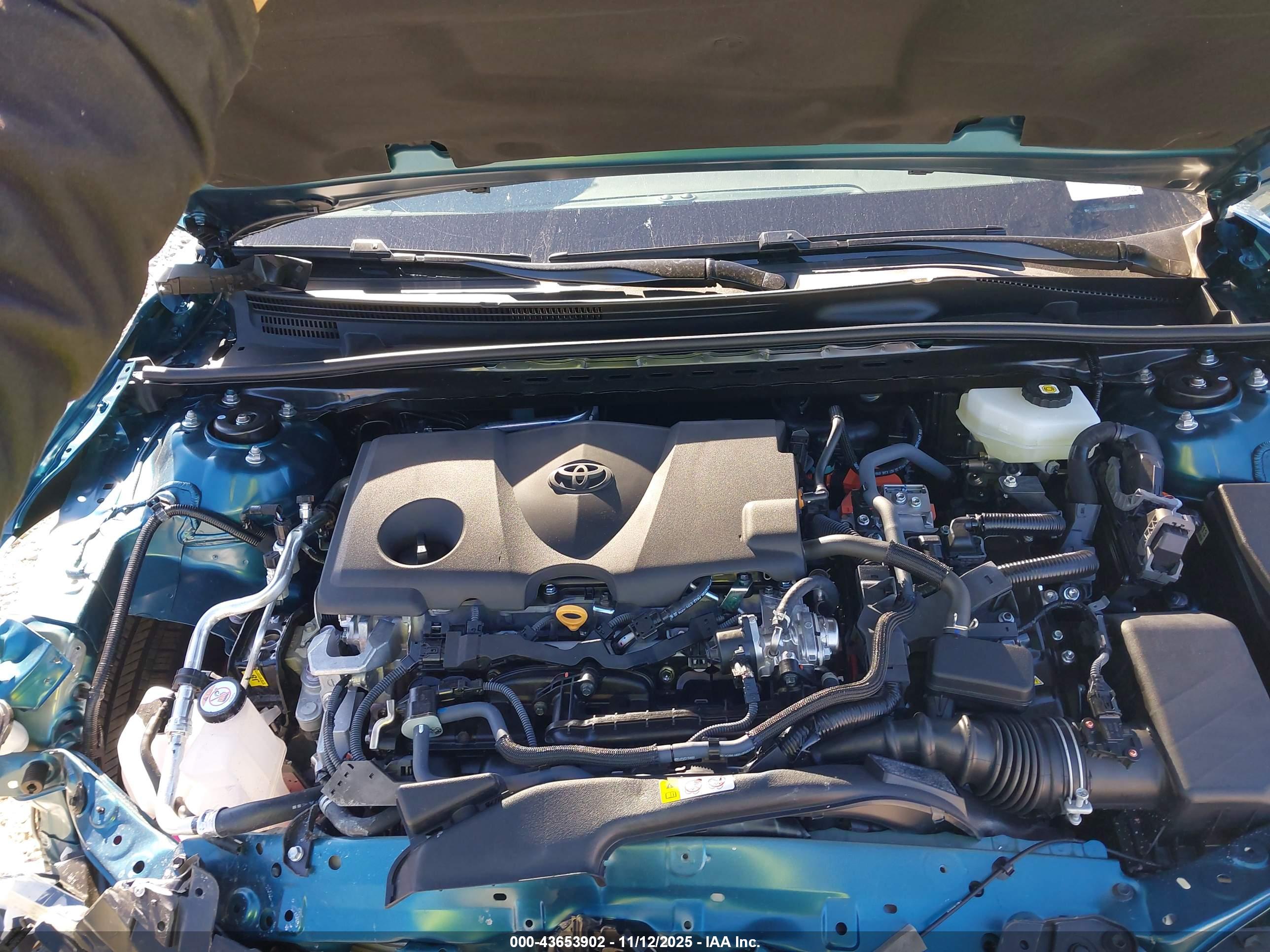TOYOTA CAMRY image 10