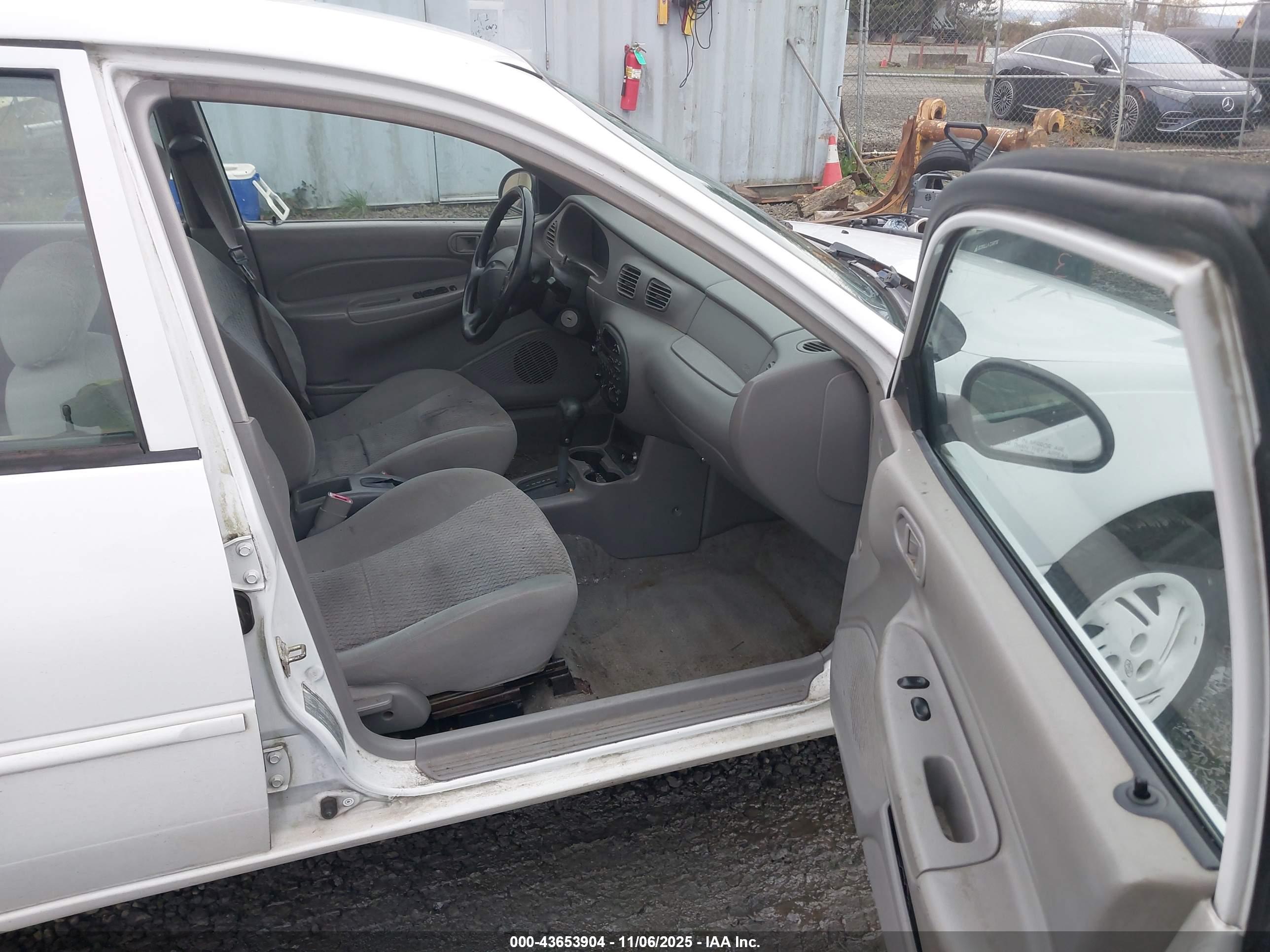 FORD ESCORT image 5