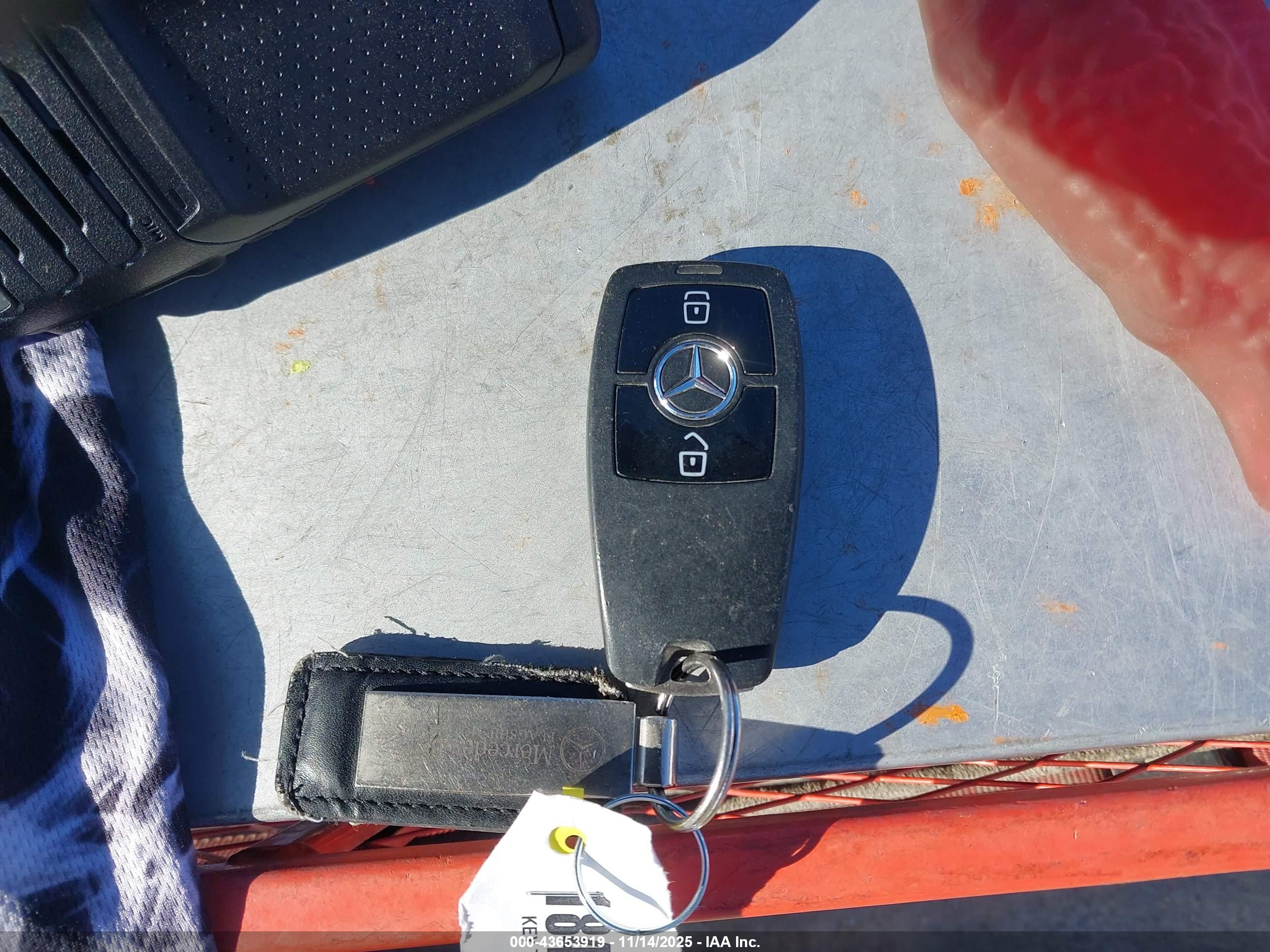 MERCEDES BENZ image 11