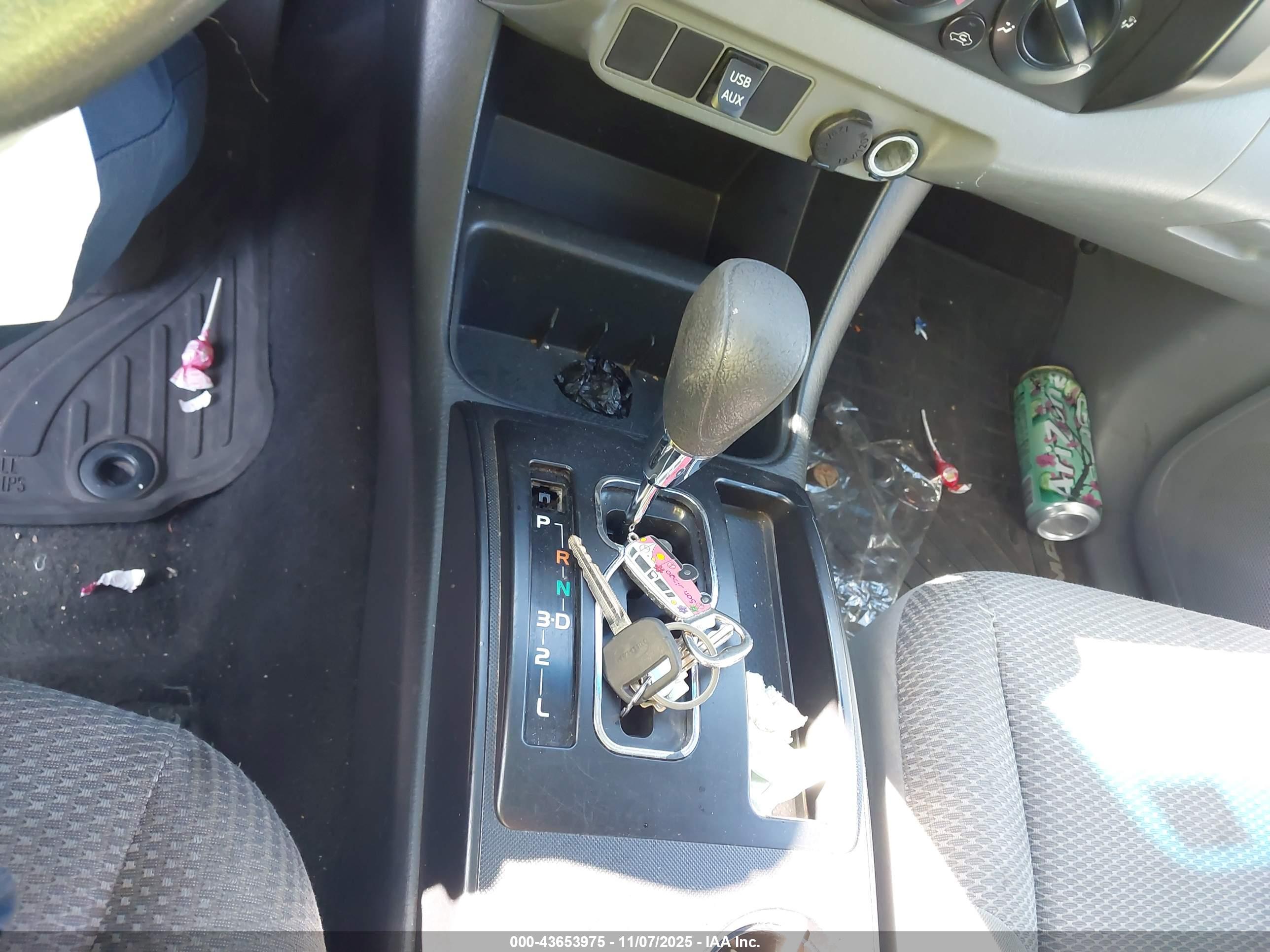 TOYOTA TACOMA image 11